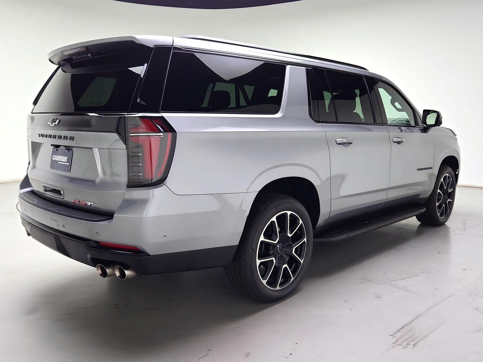 Thumbnail: 2025 Chevrolet Suburban - 5