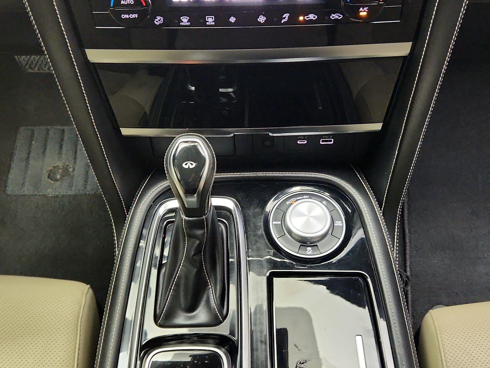 Thumbnail: 2024 INFINITI QX80 - 15