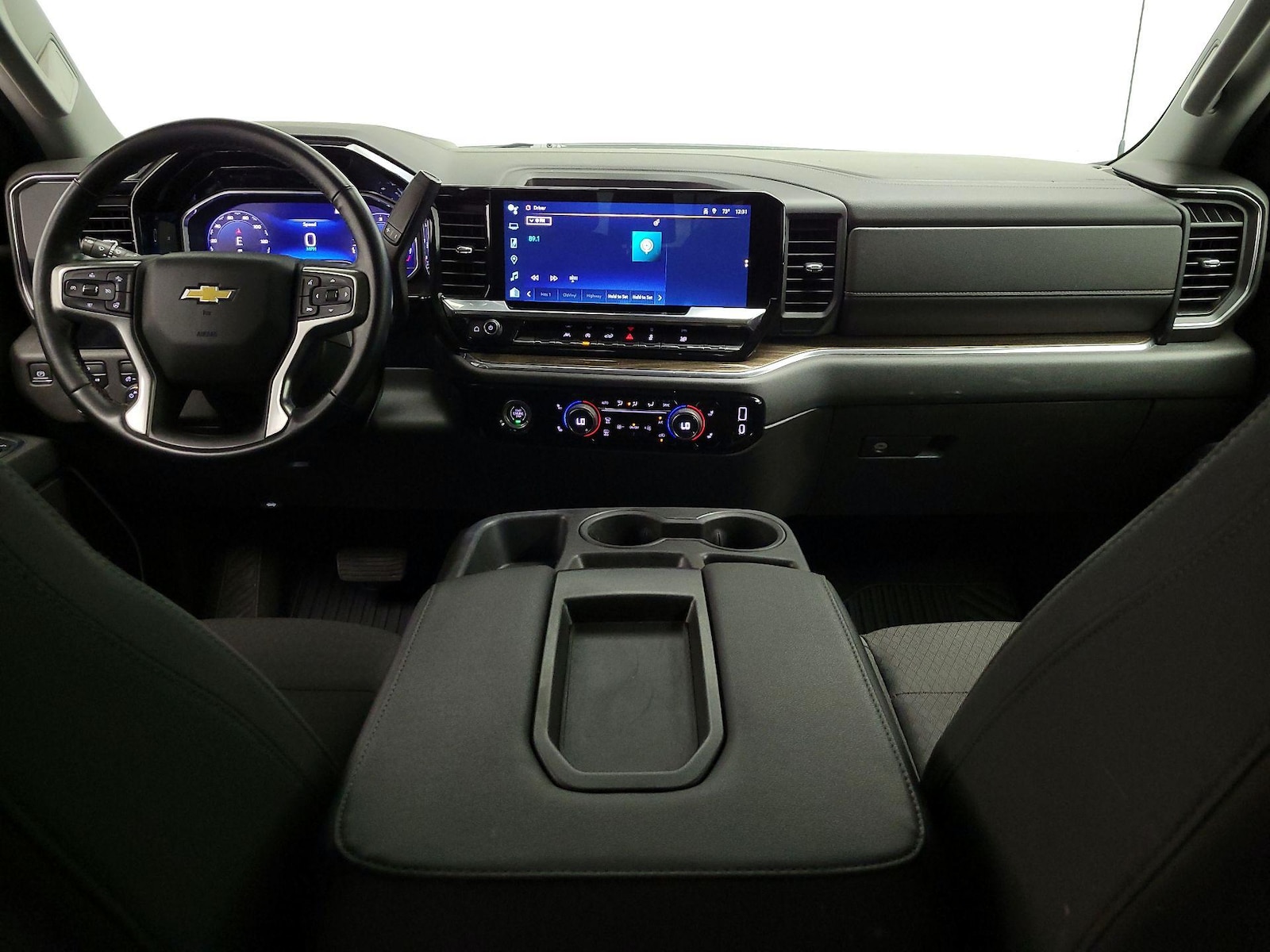 2023 Chevrolet Silverado 1500 LT - Photo 10