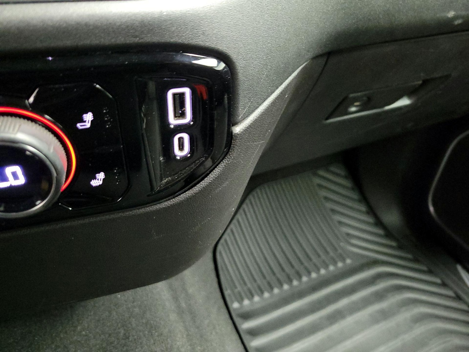 2023 Chevrolet Silverado 1500 LT - Photo 18
