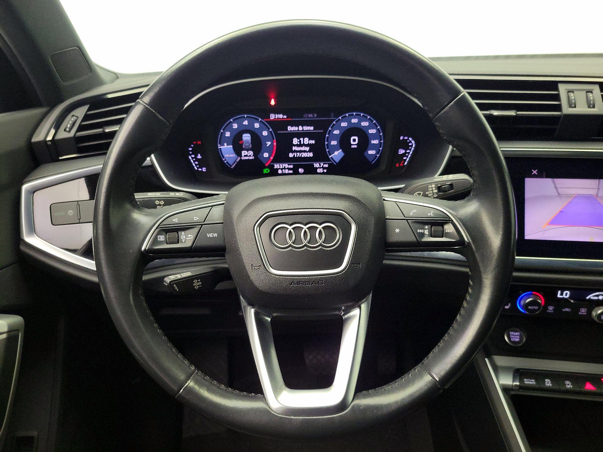 Thumbnail: 2020 Audi Q3 - 10