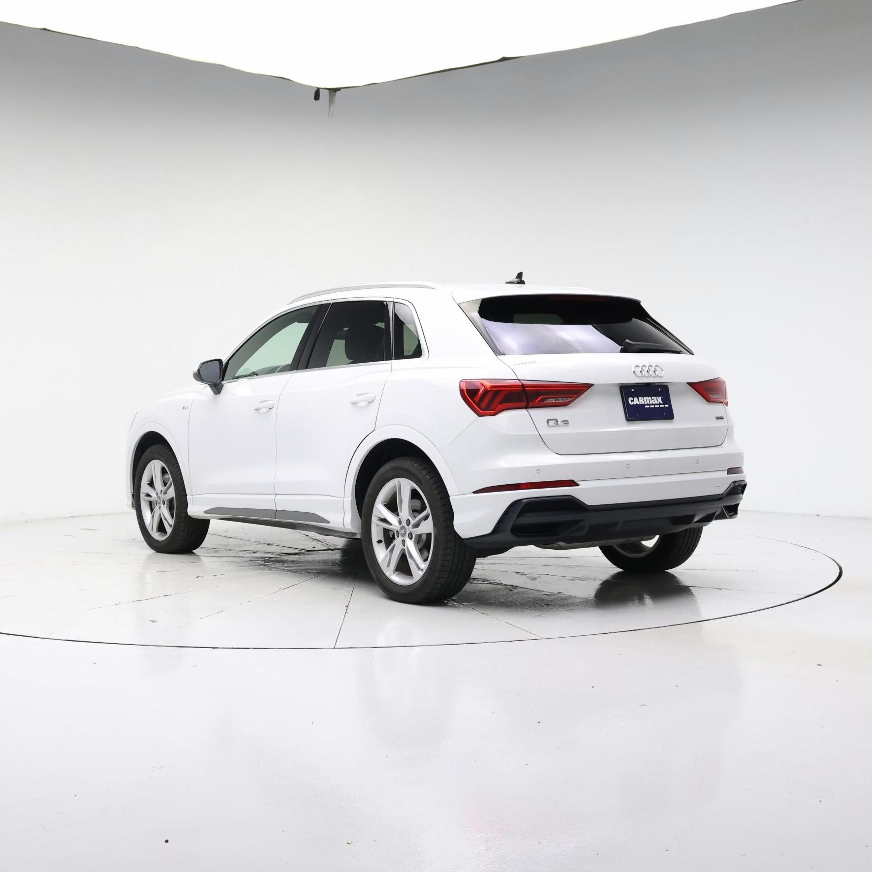 Thumbnail: 2020 Audi Q3 - 2