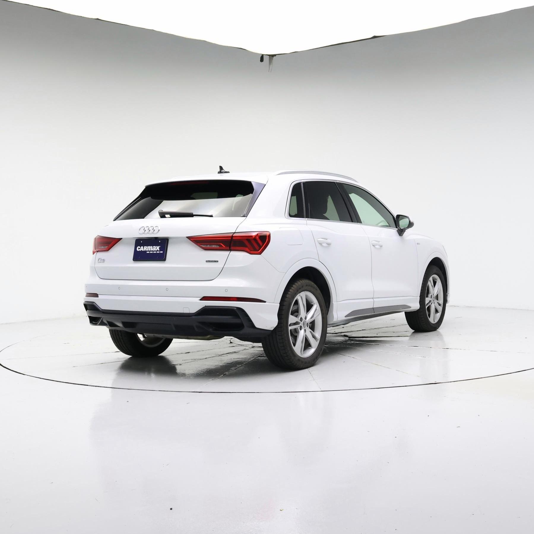 Thumbnail: 2020 Audi Q3 - 8