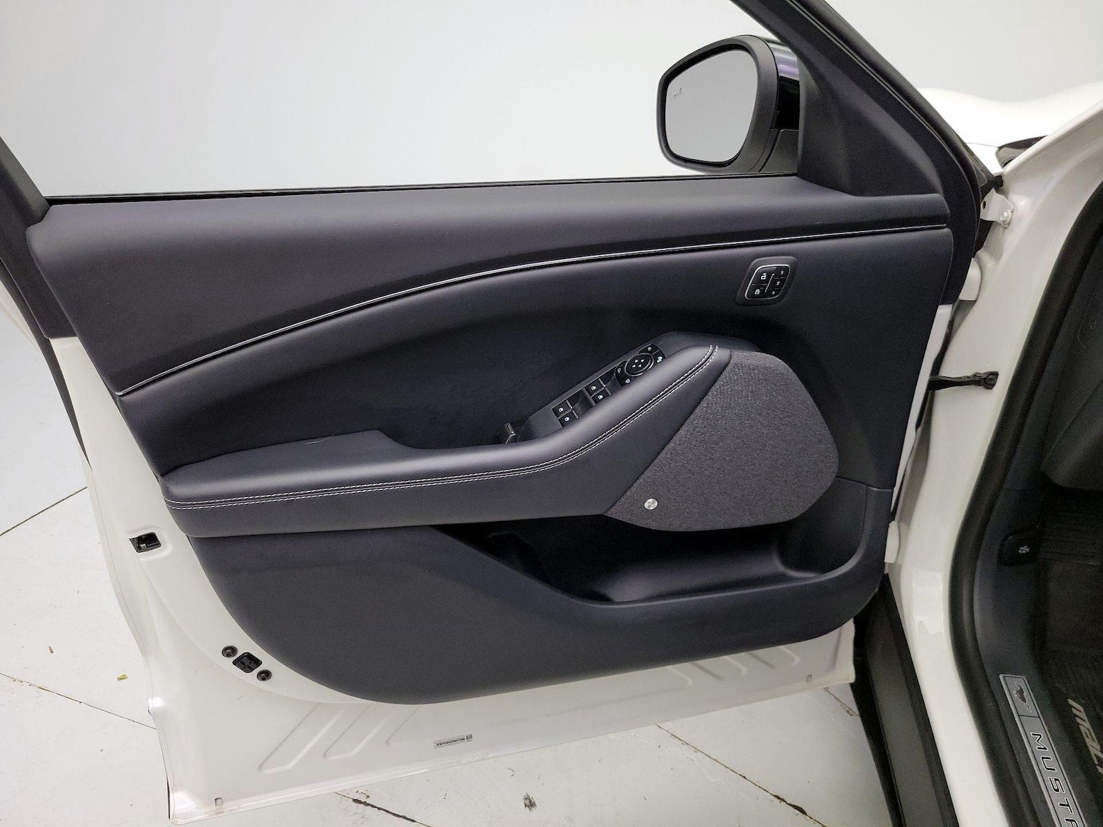 2023 Ford Mustang Mach-E Premium AWD - Photo 13