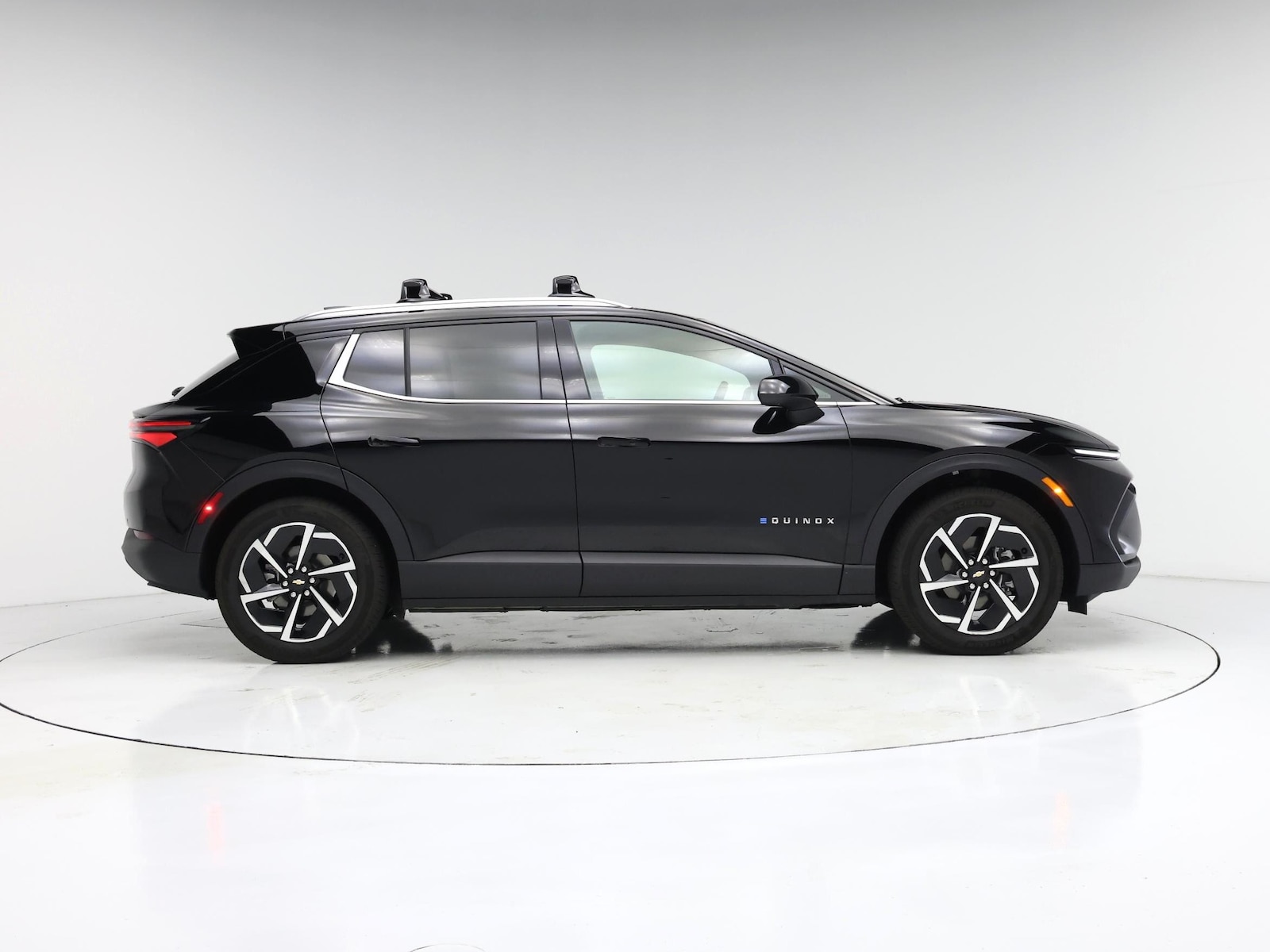 2026 Chevrolet Equinox EV 2LT - Photo 8