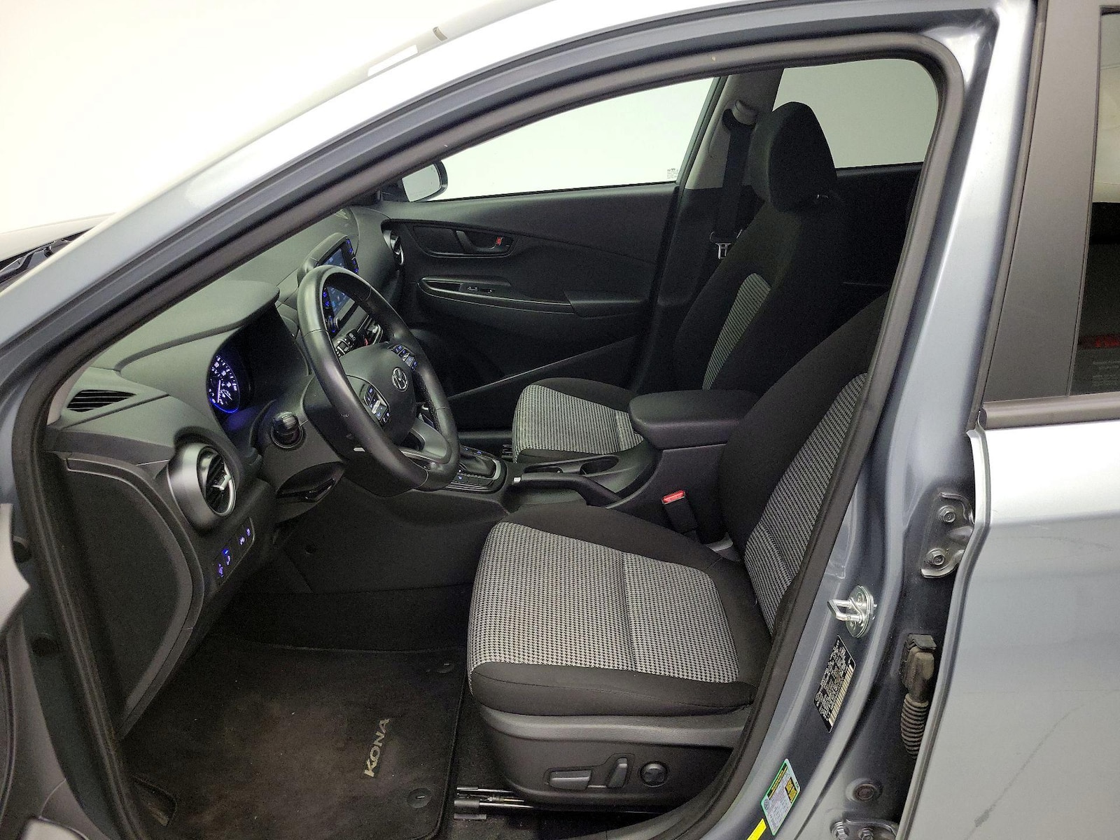 2020 Hyundai Kona SEL Plus - Photo 12