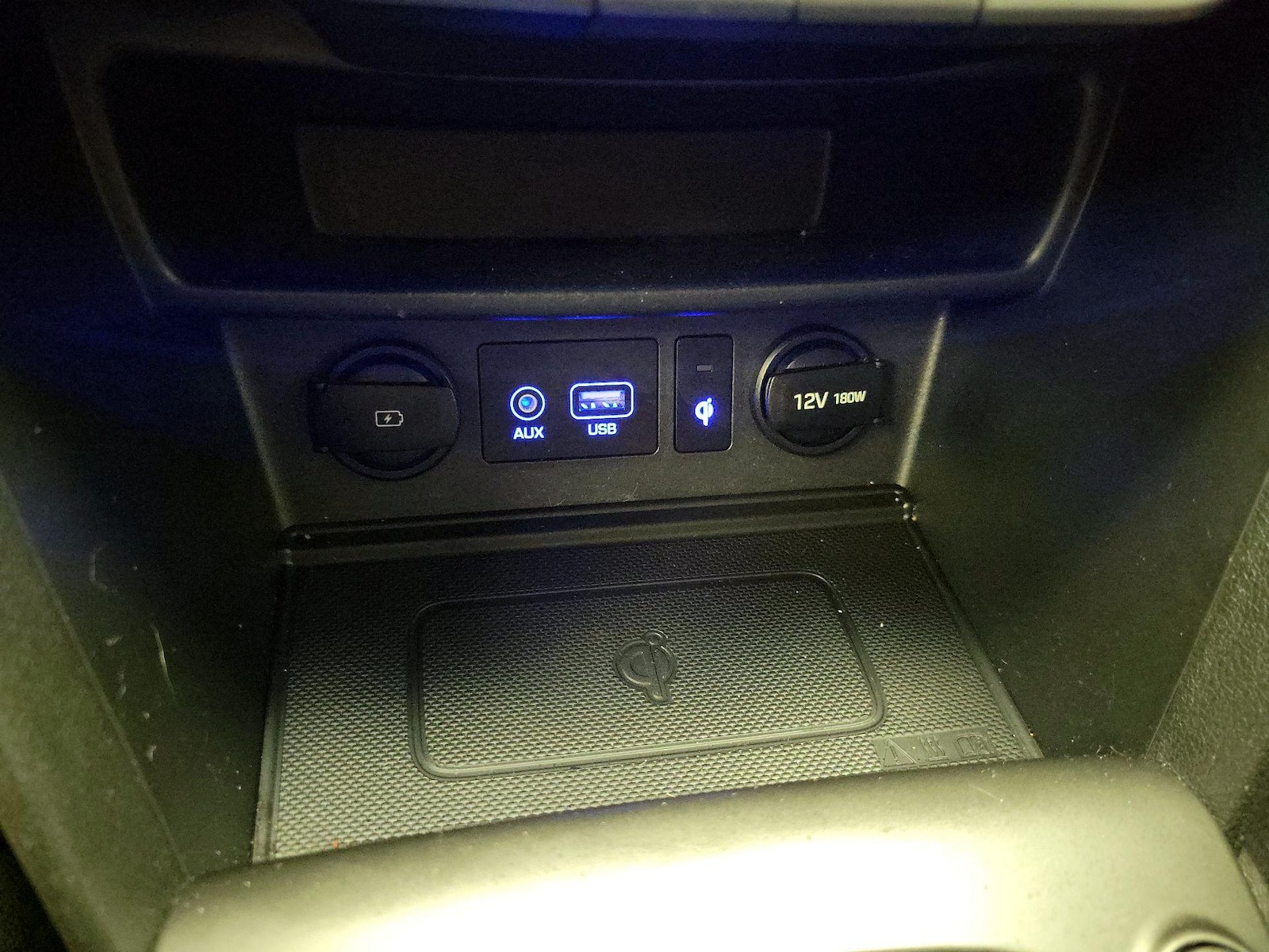 2020 Hyundai Kona SEL Plus - Photo 19