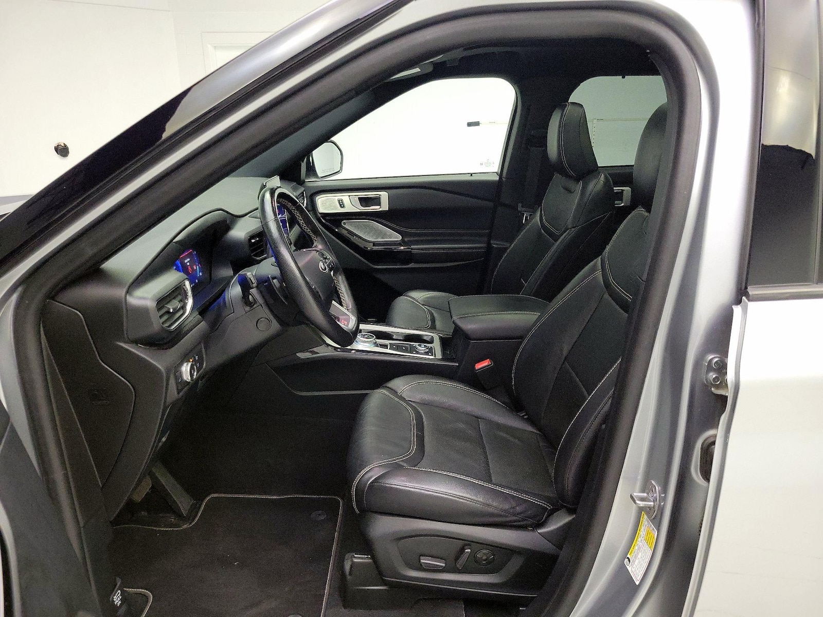 2021 Ford Explorer ST - Photo 10