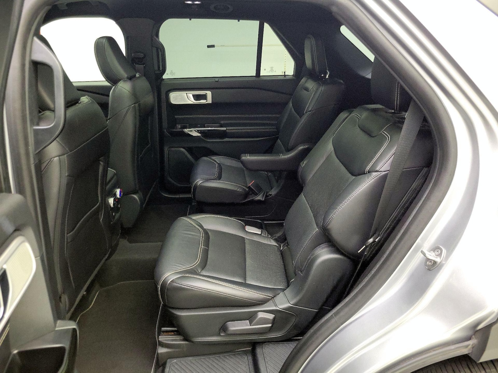 2021 Ford Explorer ST - Photo 20