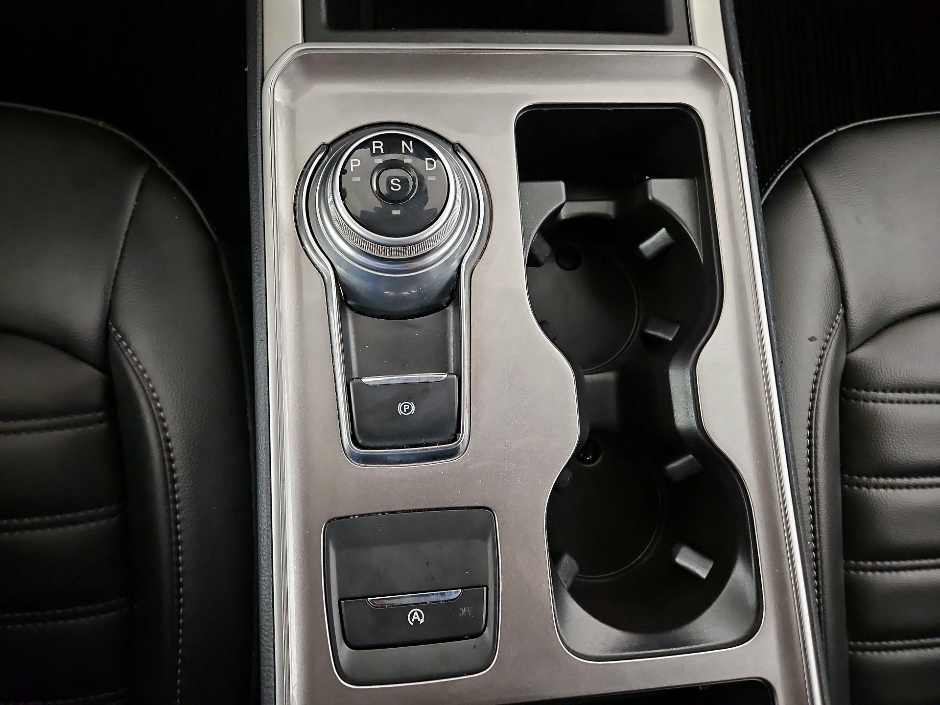 Thumbnail: 2023 Ford Edge - 16