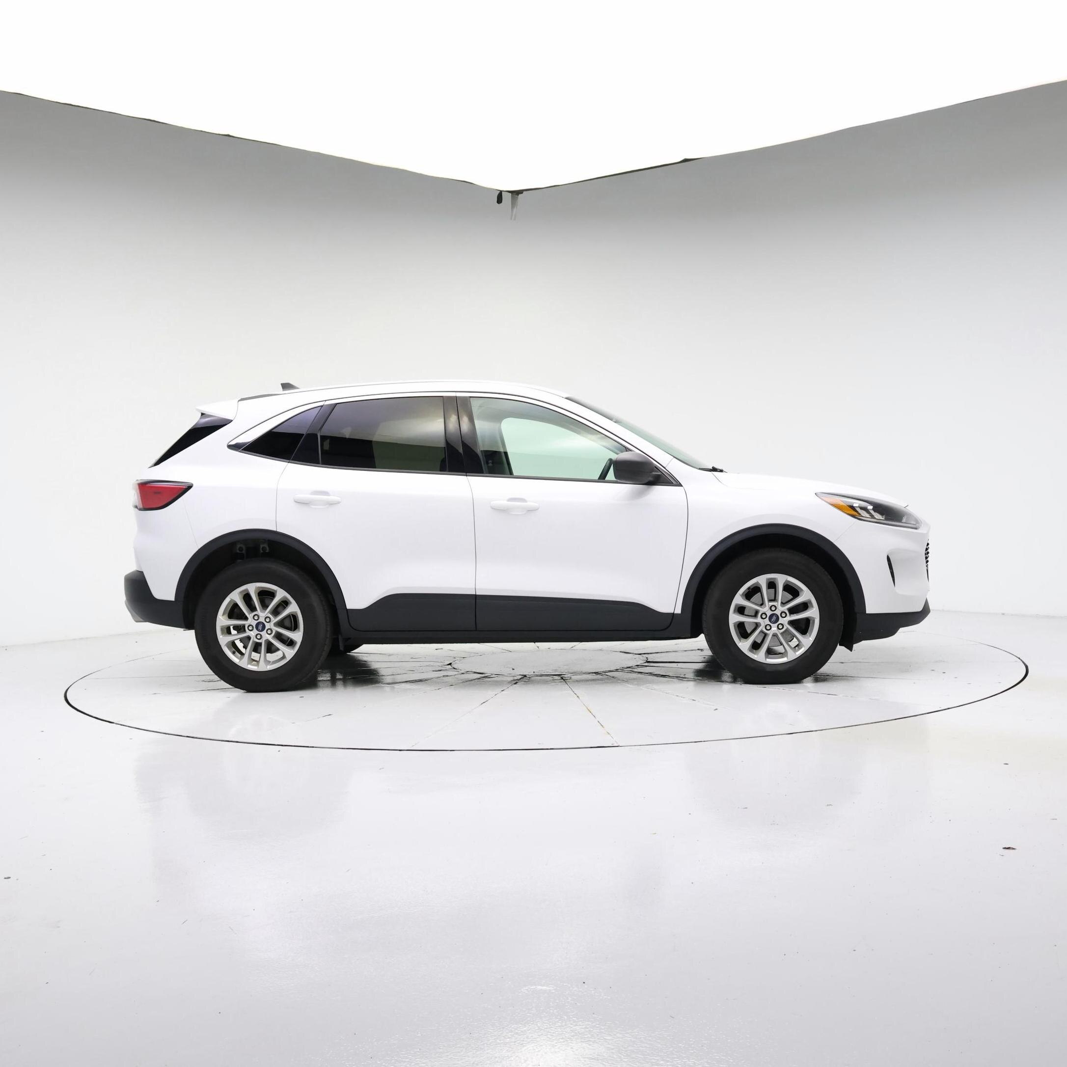 Thumbnail: 2022 Ford Escape - 7