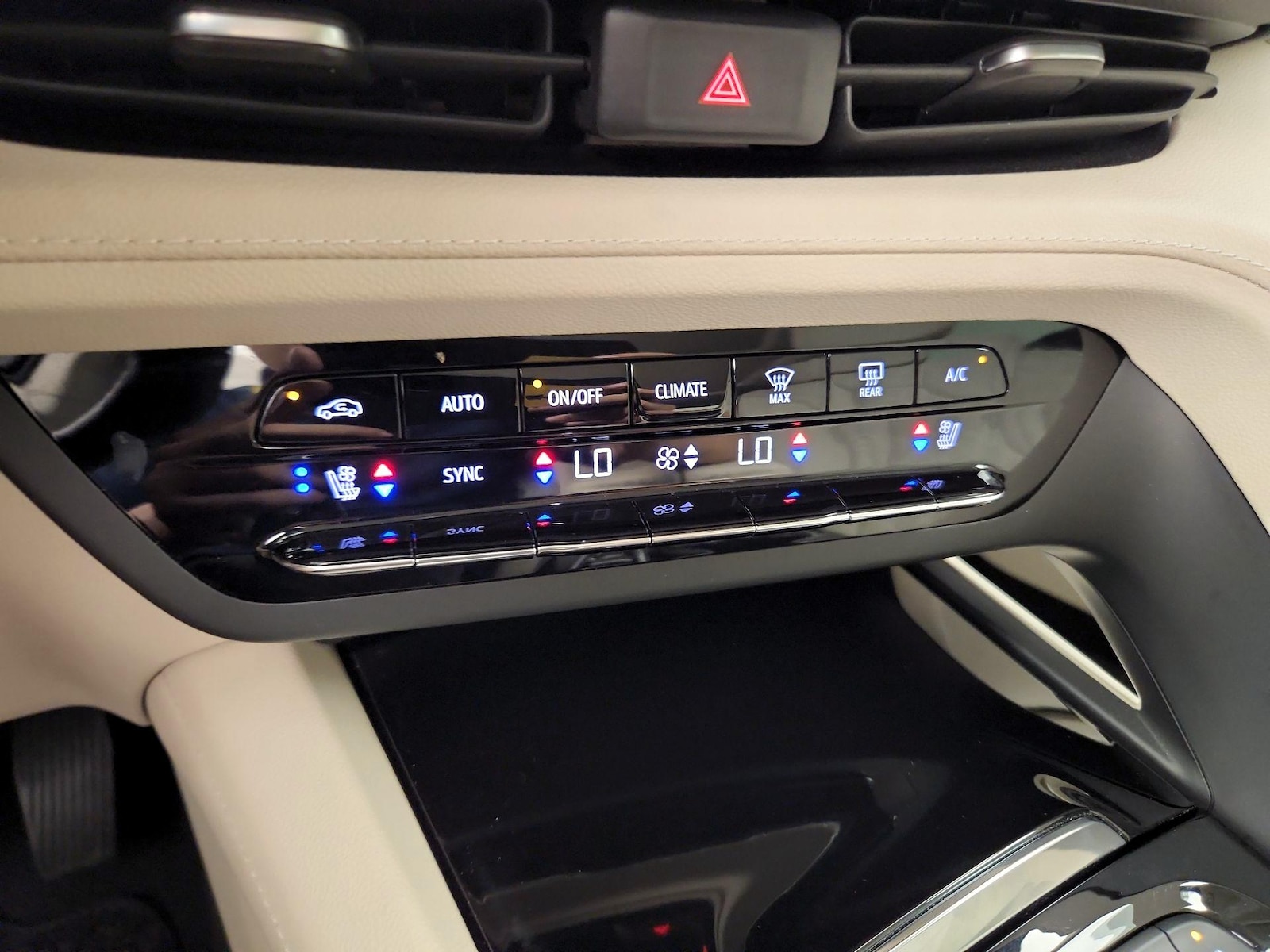 2023 Buick Envision Avenir - Photo 17
