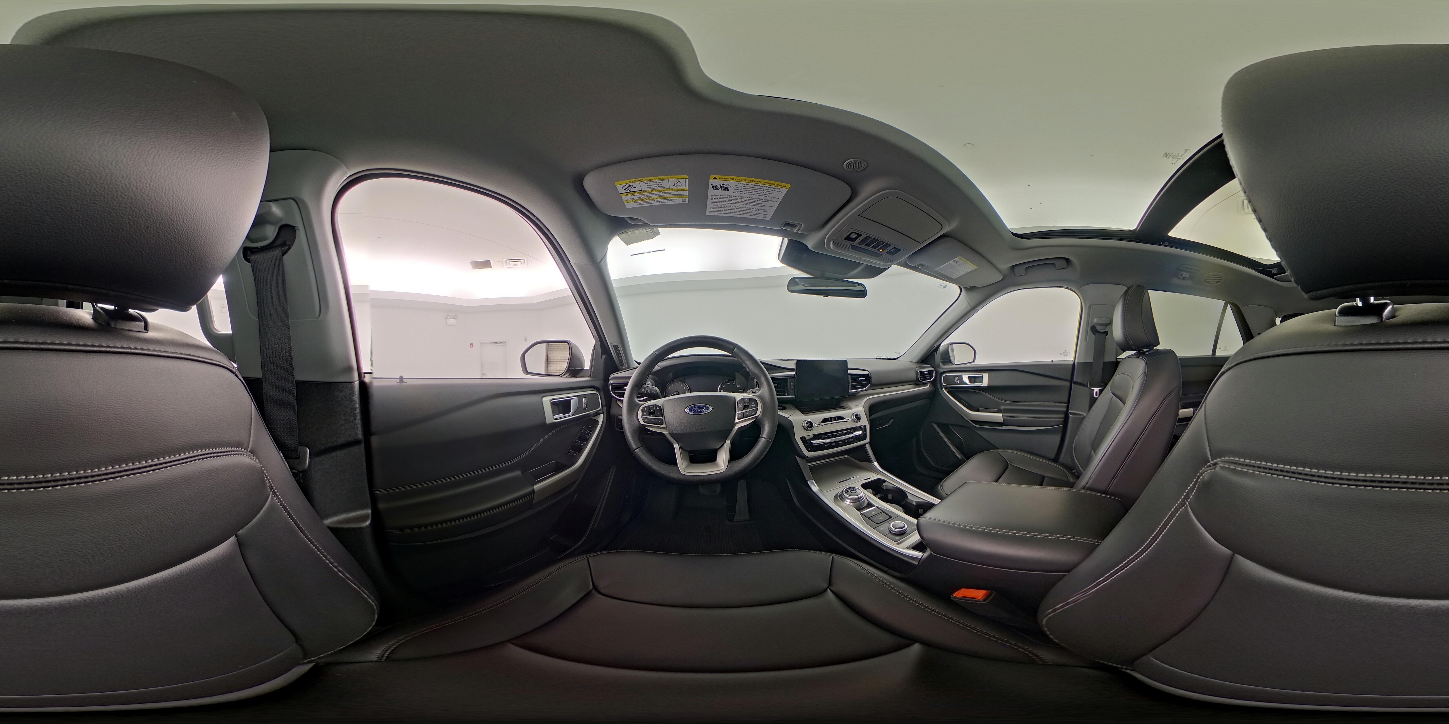 2024 Ford Explorer XLT - Photo 29