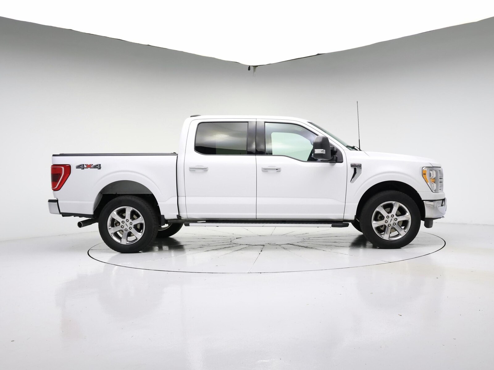 2021 Ford F-150 XLT - Photo 8