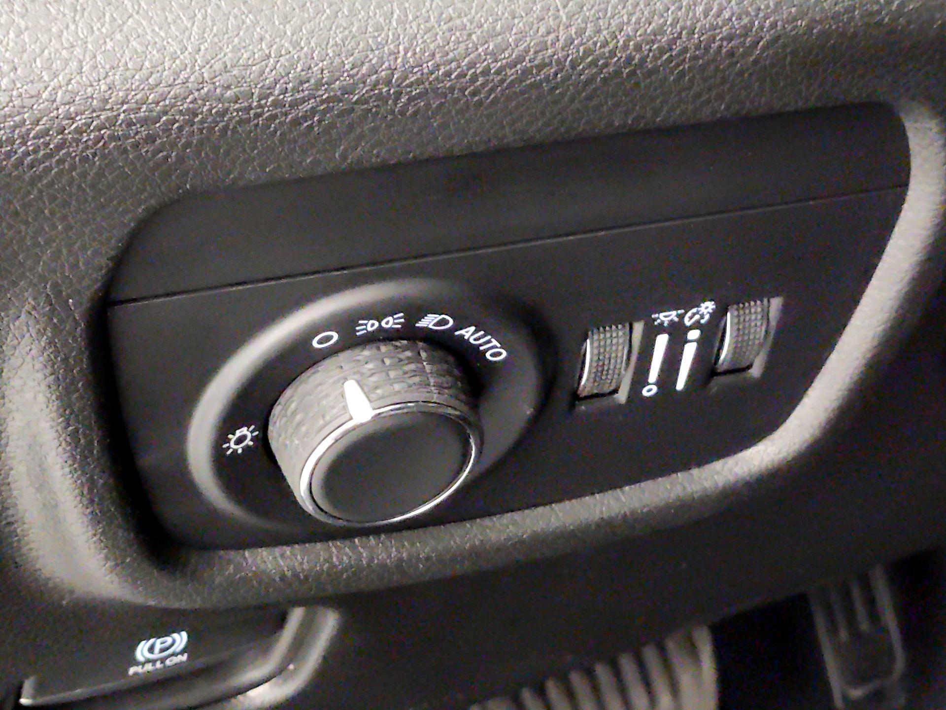 Thumbnail: 2024 Jeep Grand Cherokee - 13