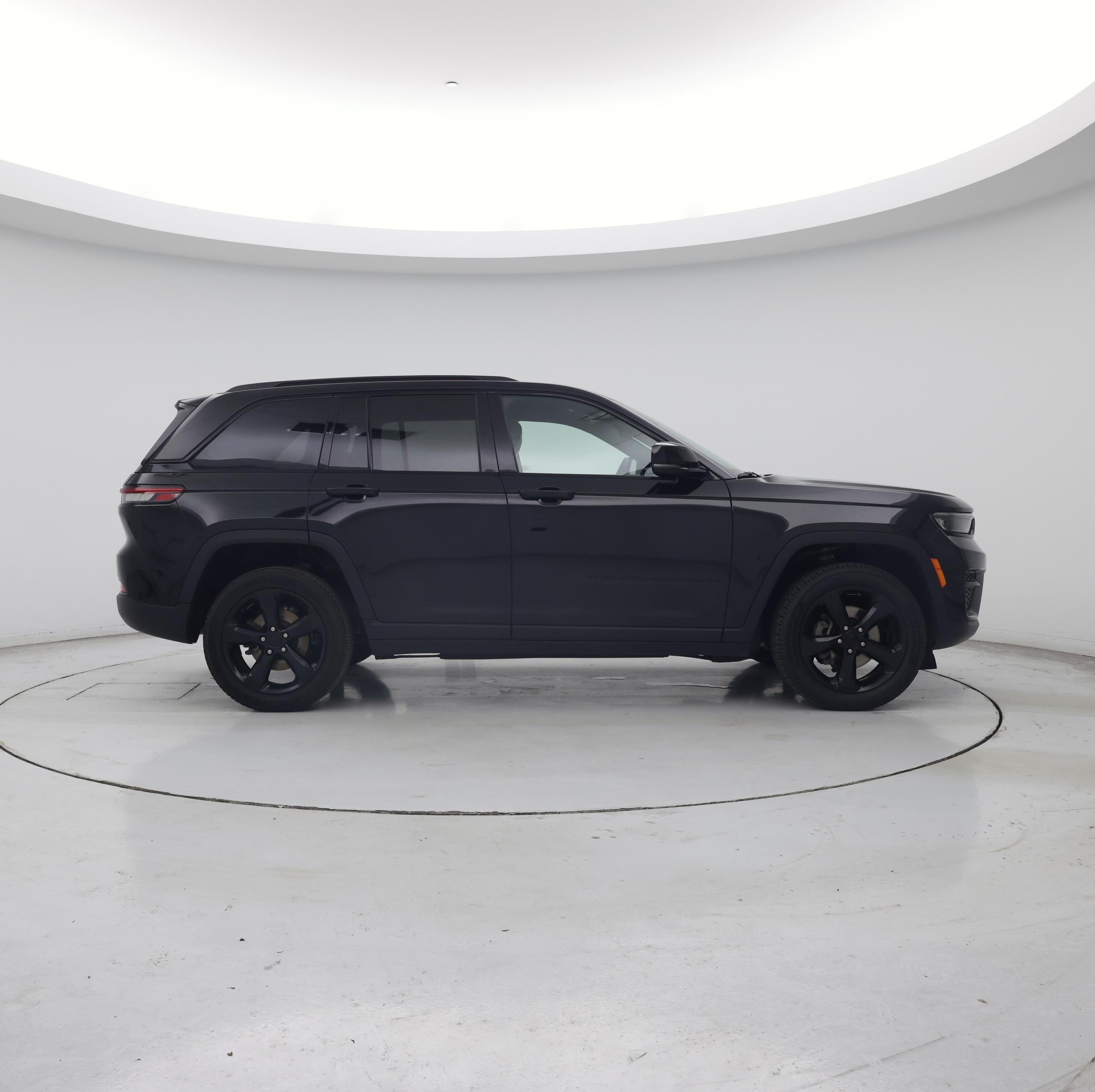 Thumbnail: 2024 Jeep Grand Cherokee - 7