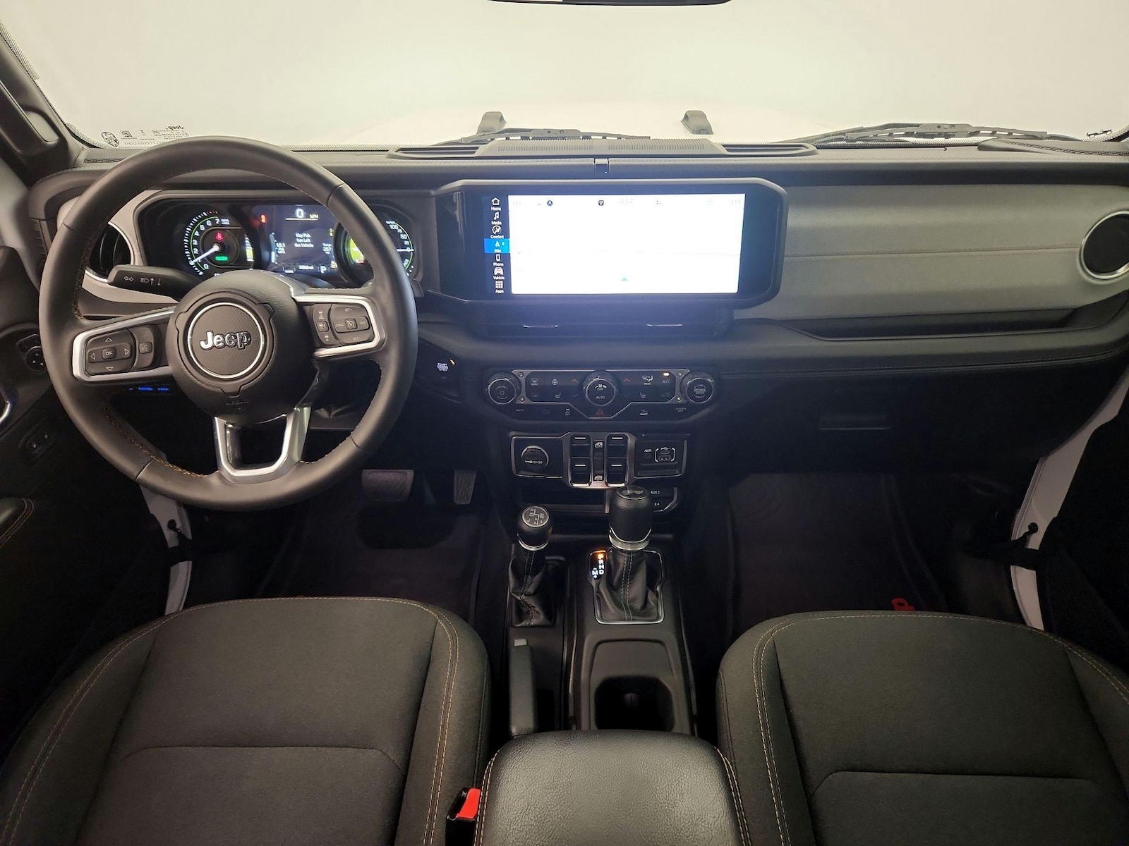 Apple CarPlay® & Android Auto™