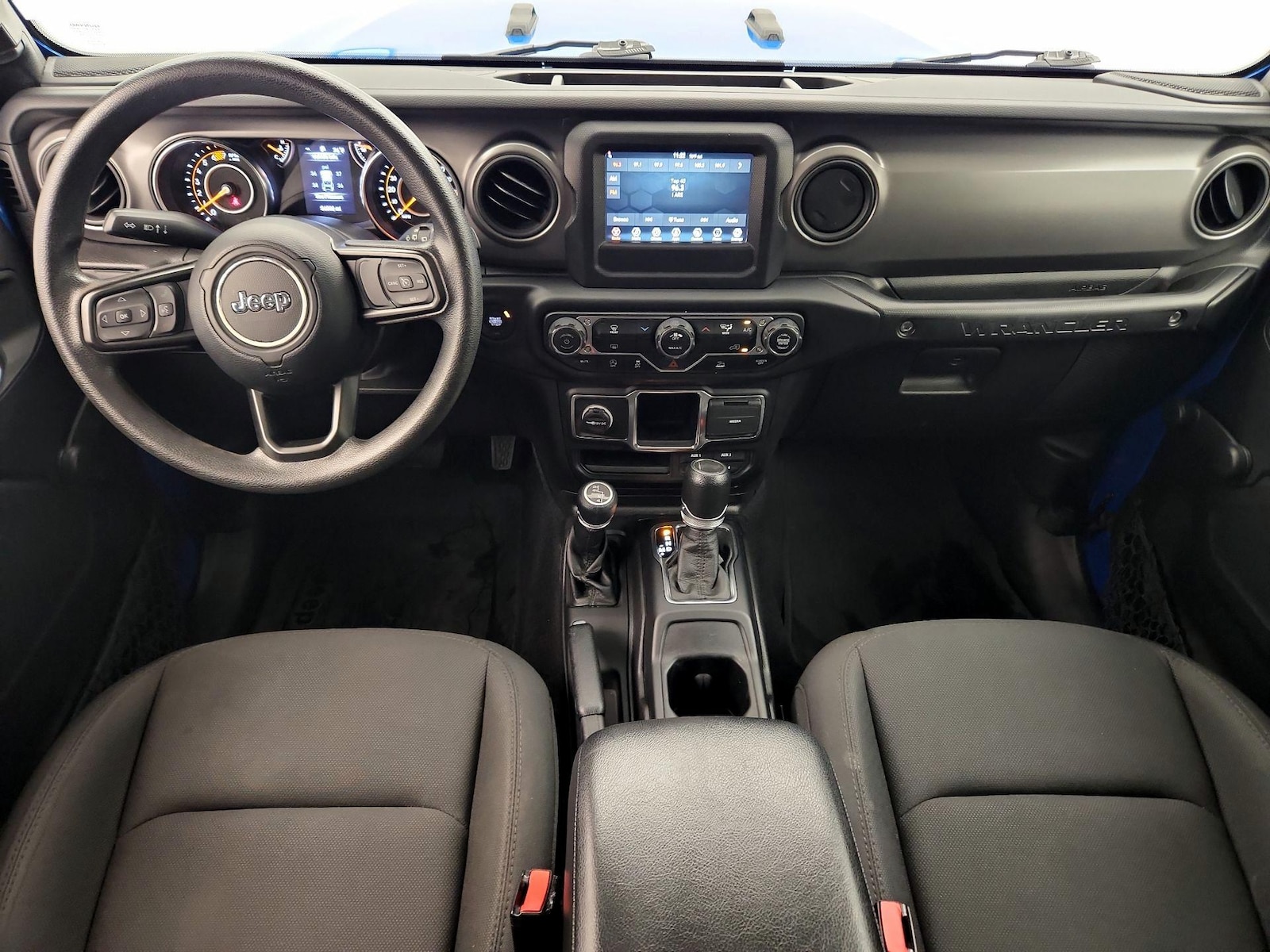 Apple CarPlay® & Android Auto™