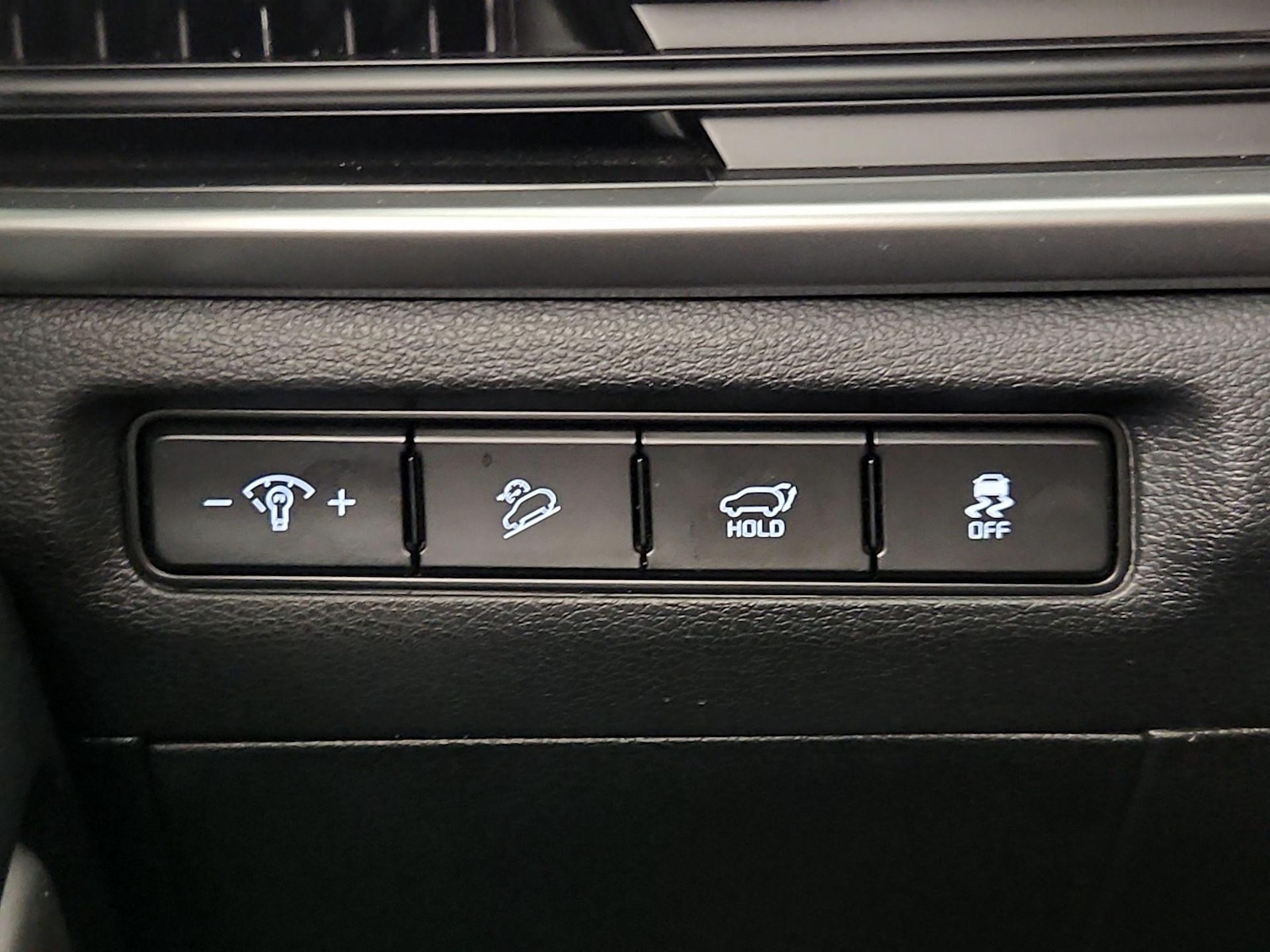 2025 Kia Telluride S - Photo 14