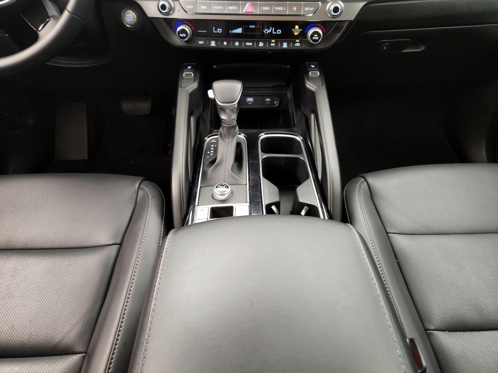2025 Kia Telluride S - Photo 19