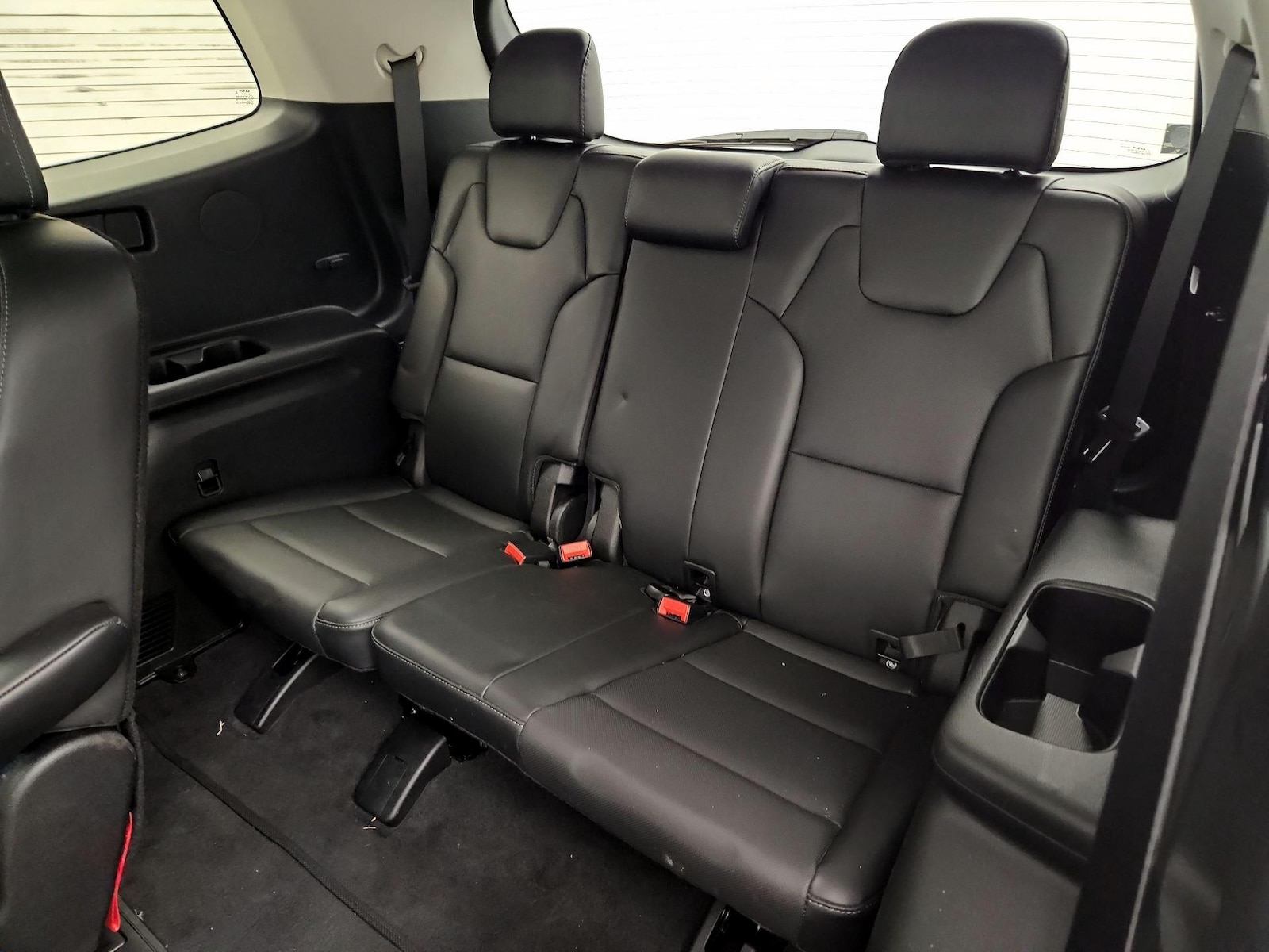 2025 Kia Telluride S - Photo 23