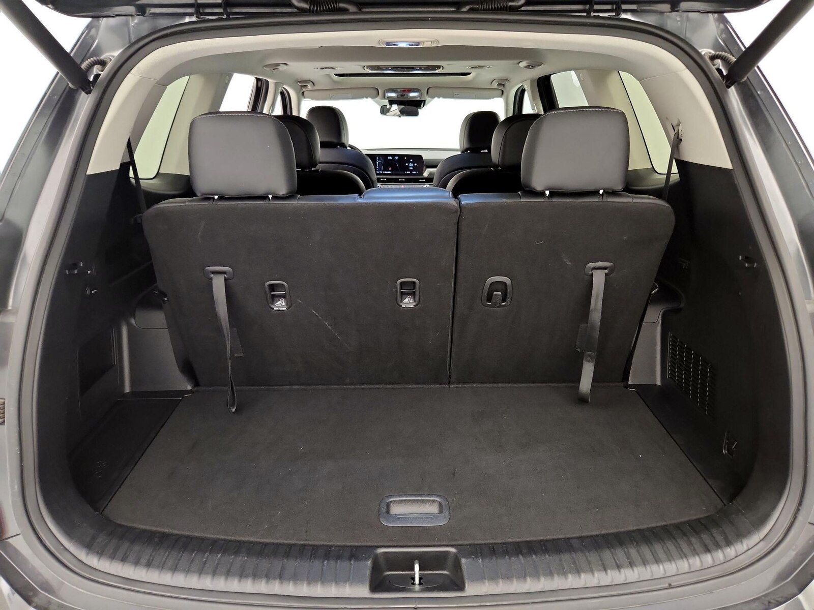 2025 Kia Telluride S - Photo 24