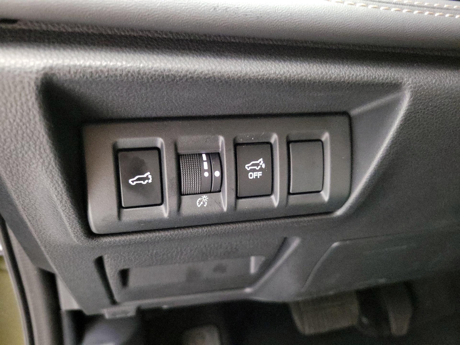 2021 Subaru Outback Limited - Photo 14