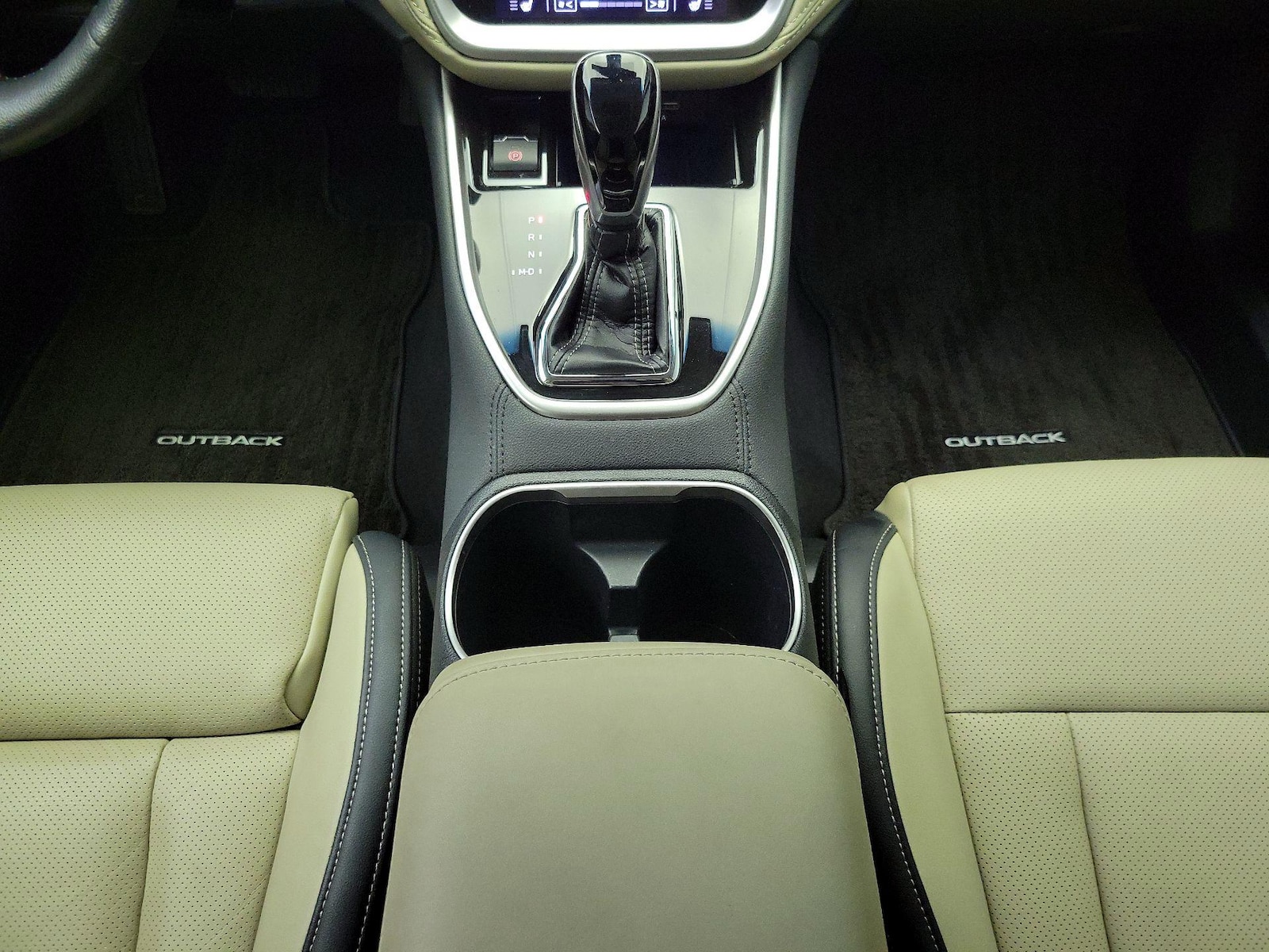 2021 Subaru Outback Limited - Photo 19