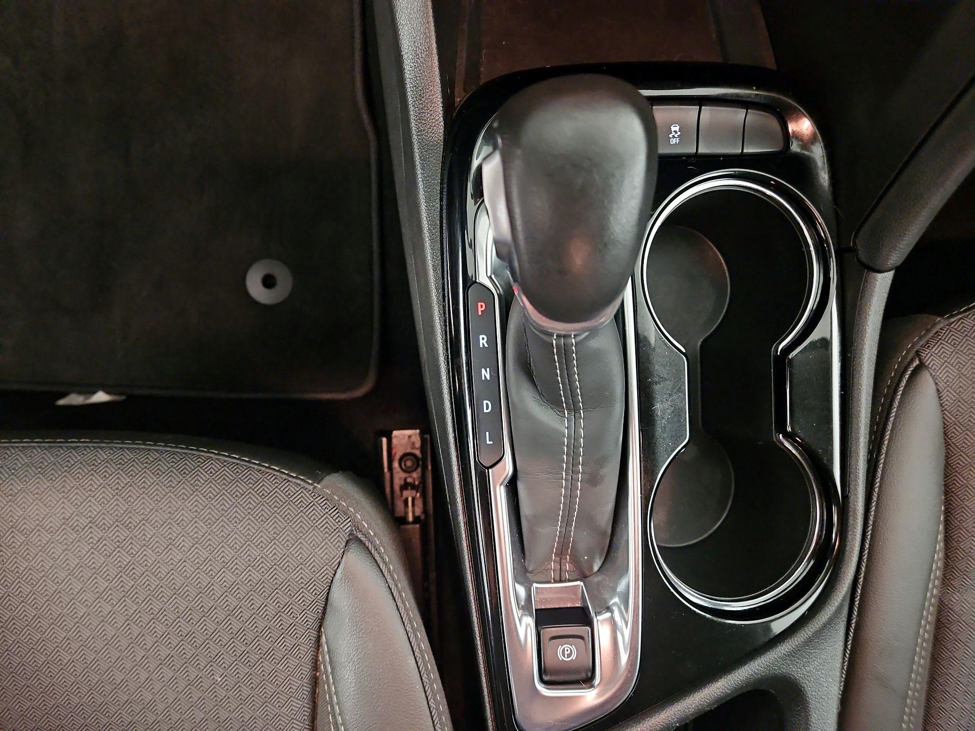 Thumbnail: 2023 Buick Encore GX - 15