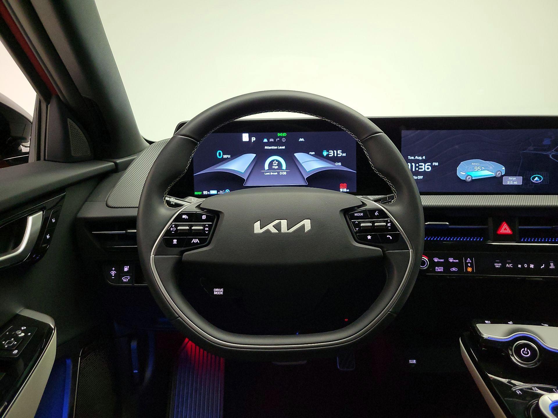 Thumbnail: 2023 Kia EV6 - 10