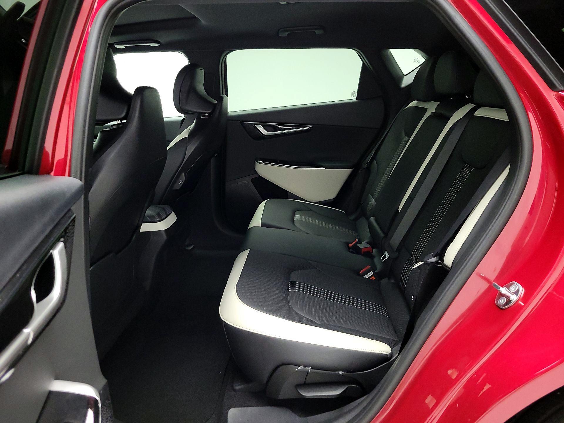 Thumbnail: 2023 Kia EV6 - 19