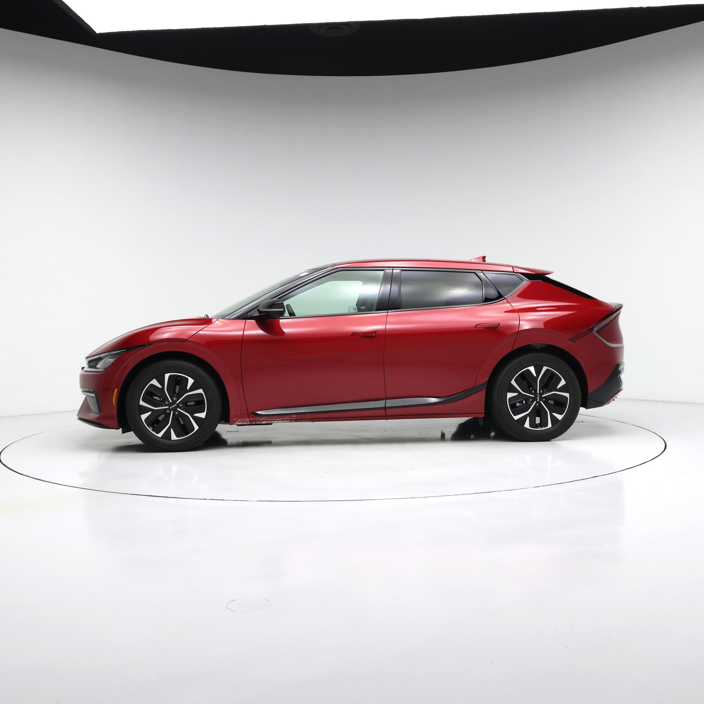 Thumbnail: 2023 Kia EV6 - 3