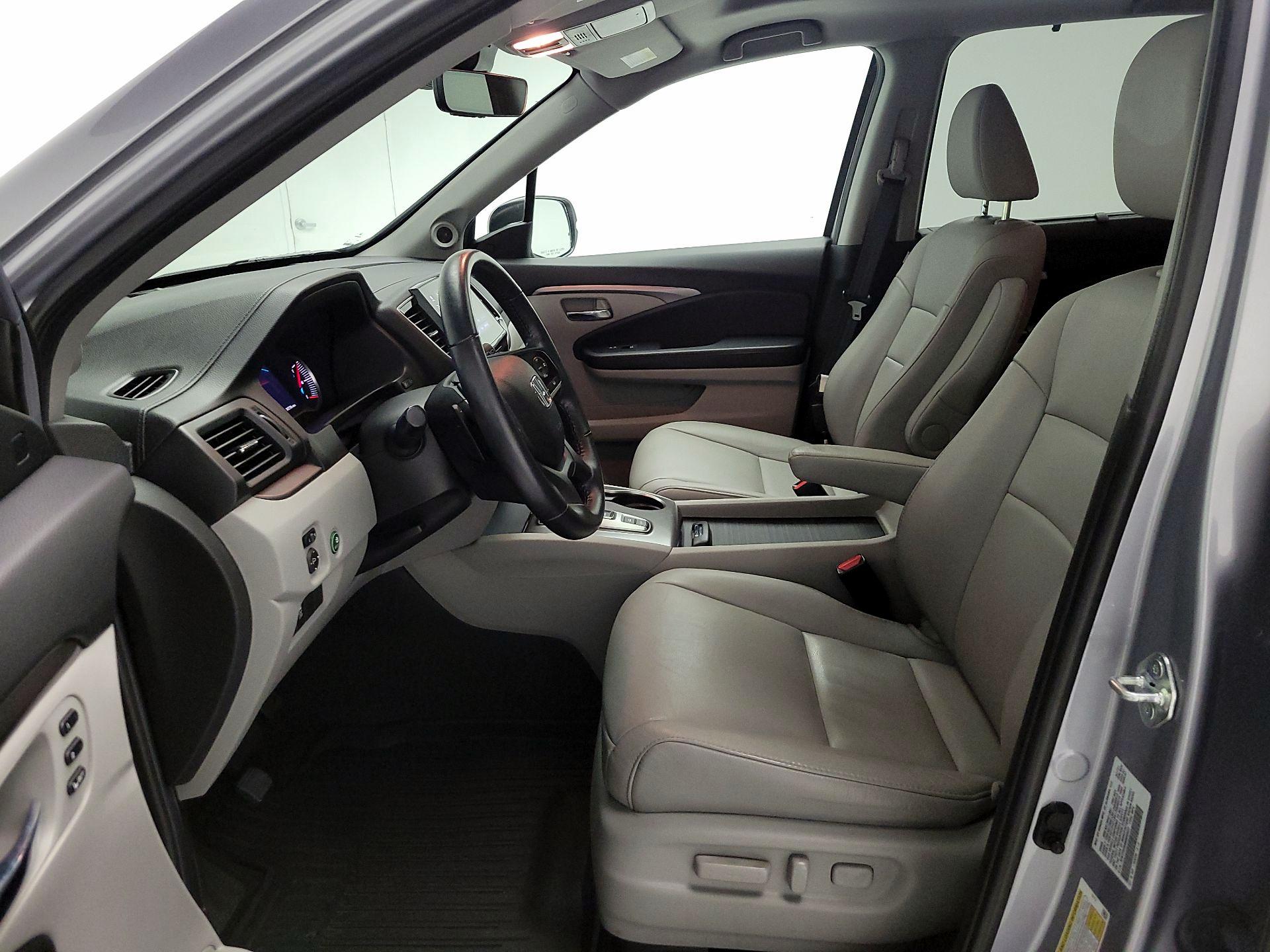 Thumbnail: 2021 Honda Pilot - 11