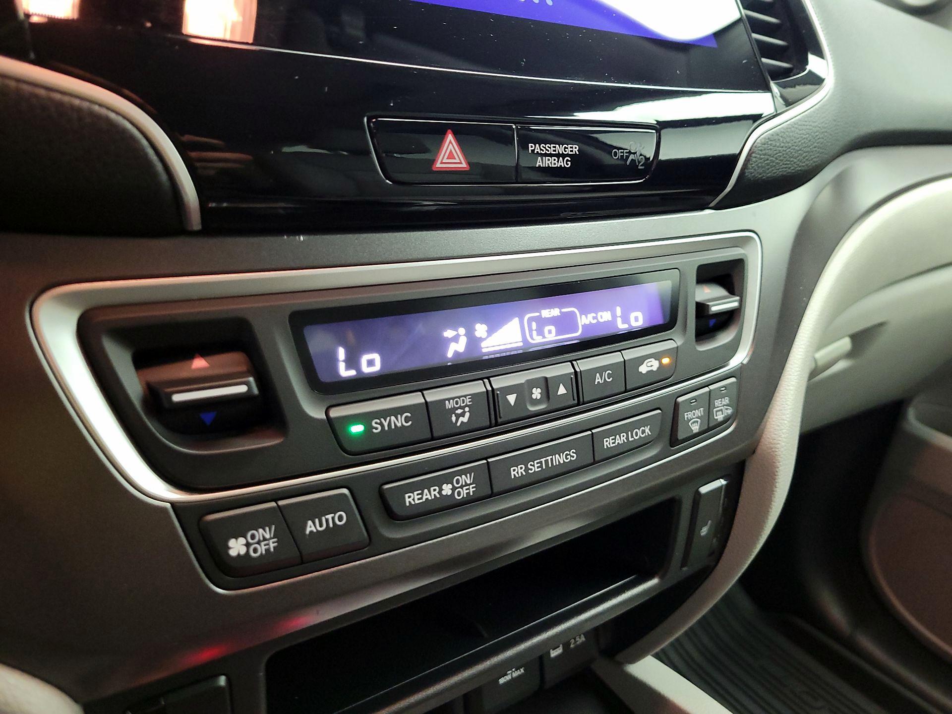 Thumbnail: 2021 Honda Pilot - 14
