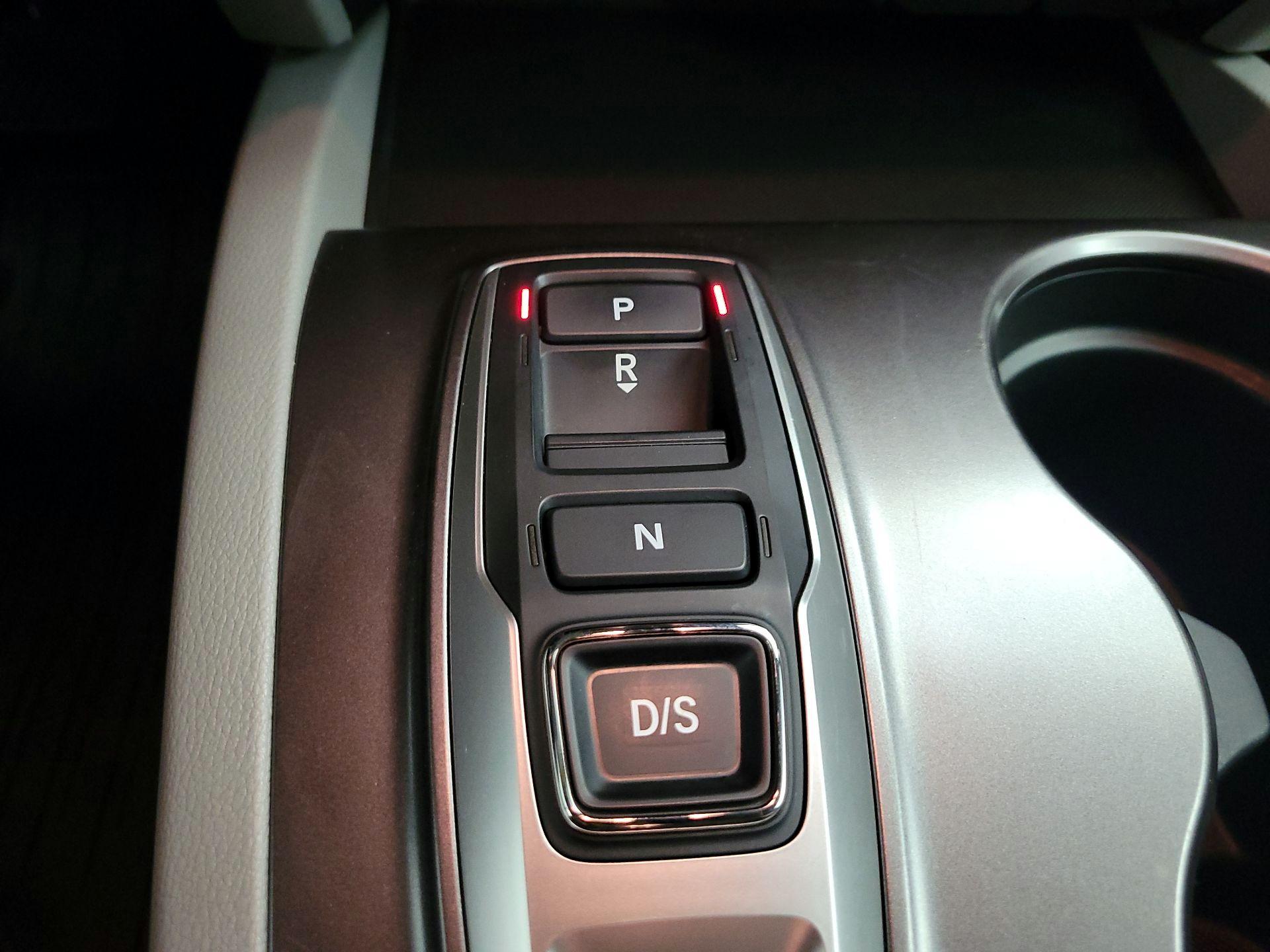 Thumbnail: 2021 Honda Pilot - 15