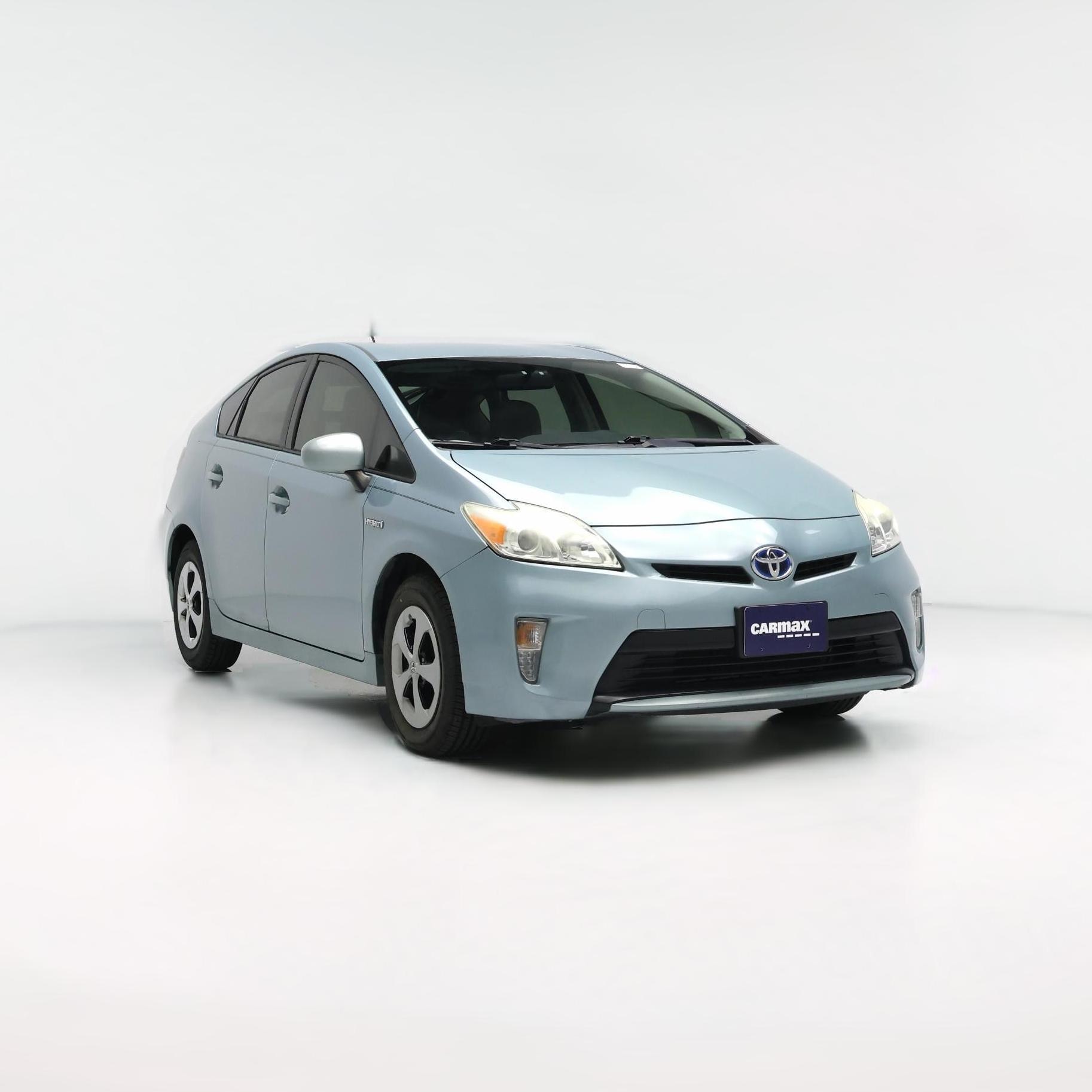 Thumbnail: 2015 Toyota Prius - 1