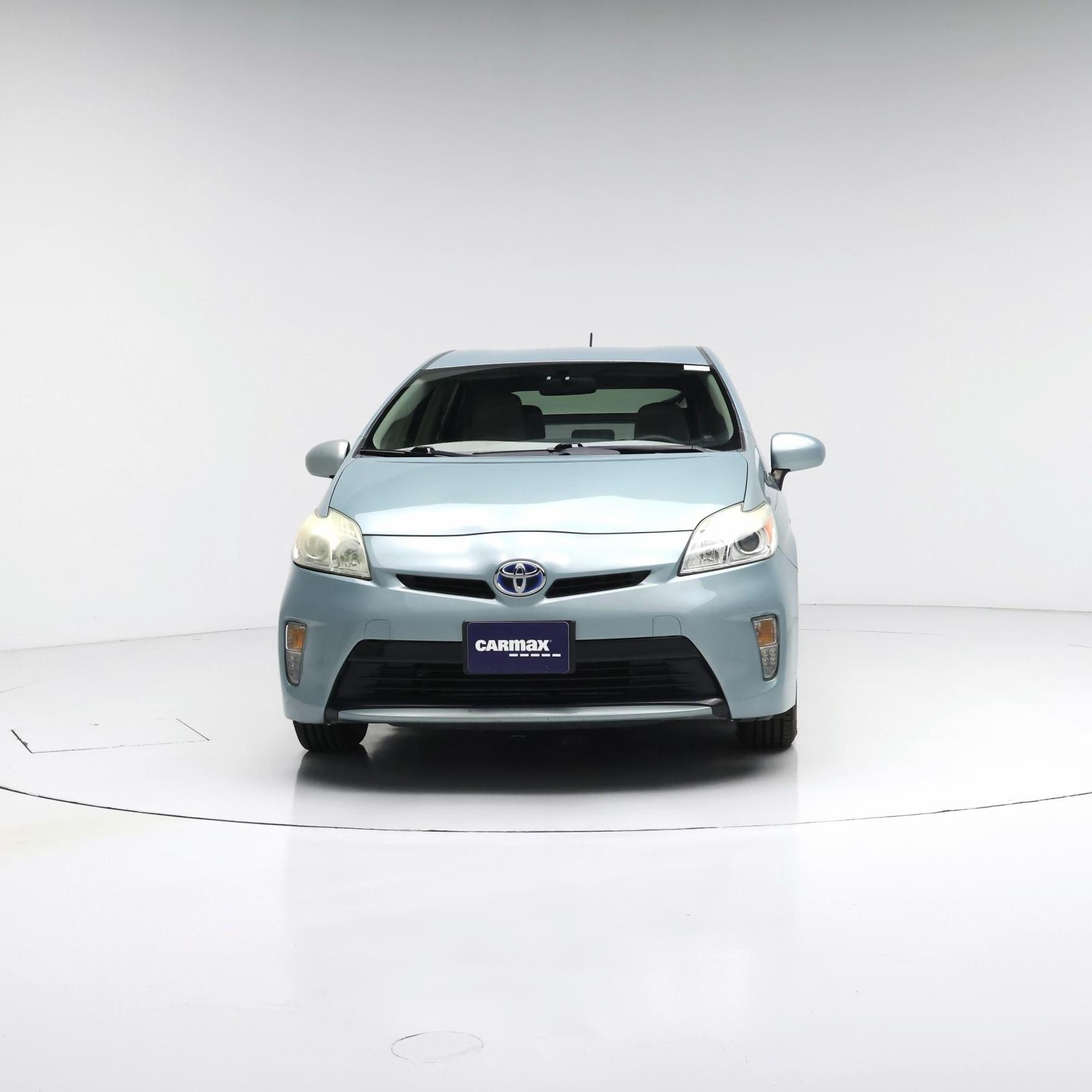 Thumbnail: 2015 Toyota Prius - 5