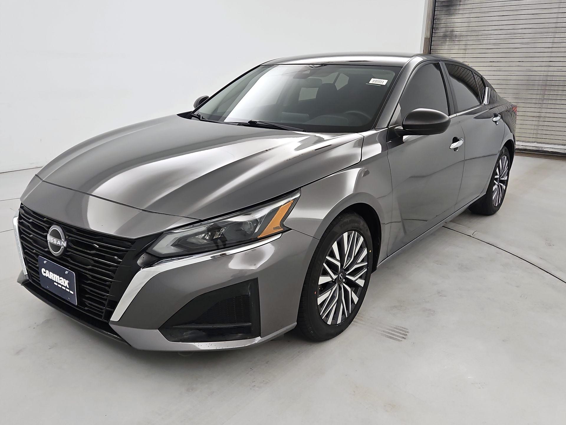 Thumbnail: 2024 Nissan Altima - 3