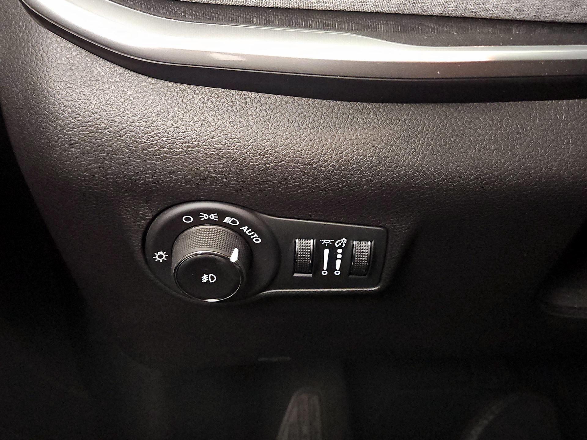 Thumbnail: 2024 Jeep Compass - 11
