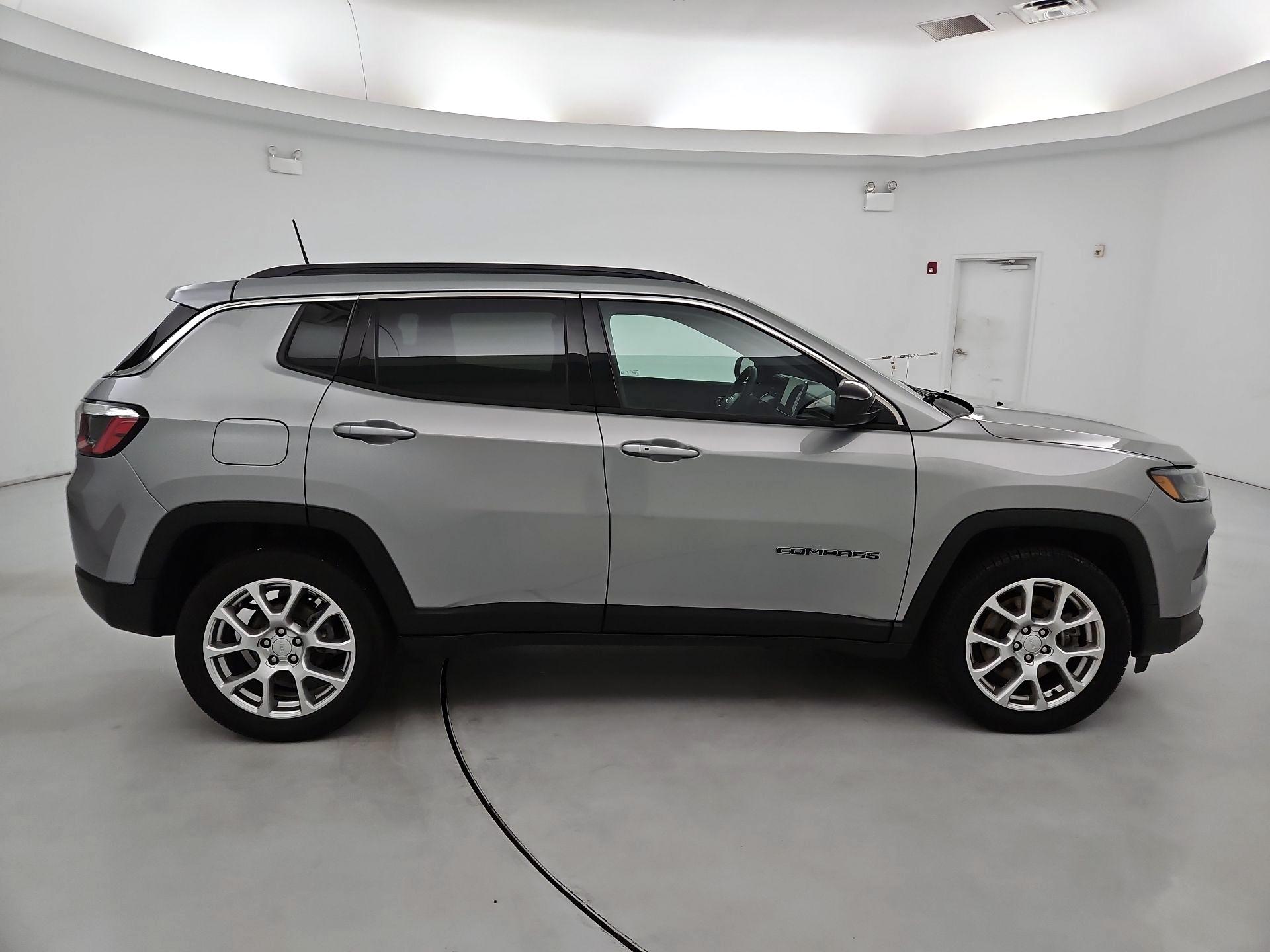 Thumbnail: 2024 Jeep Compass - 4