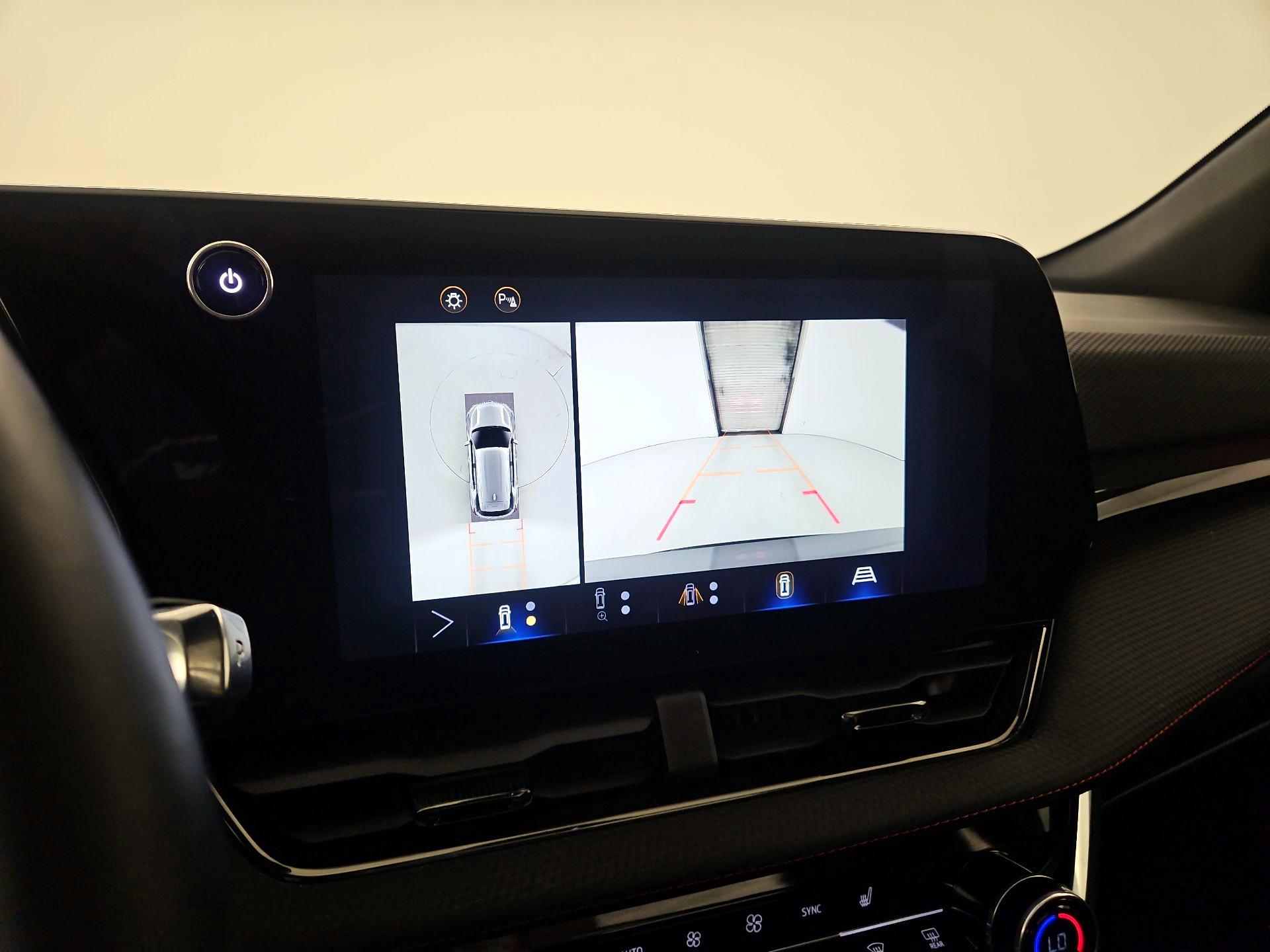 Thumbnail: 2025 Chevrolet Equinox - 12
