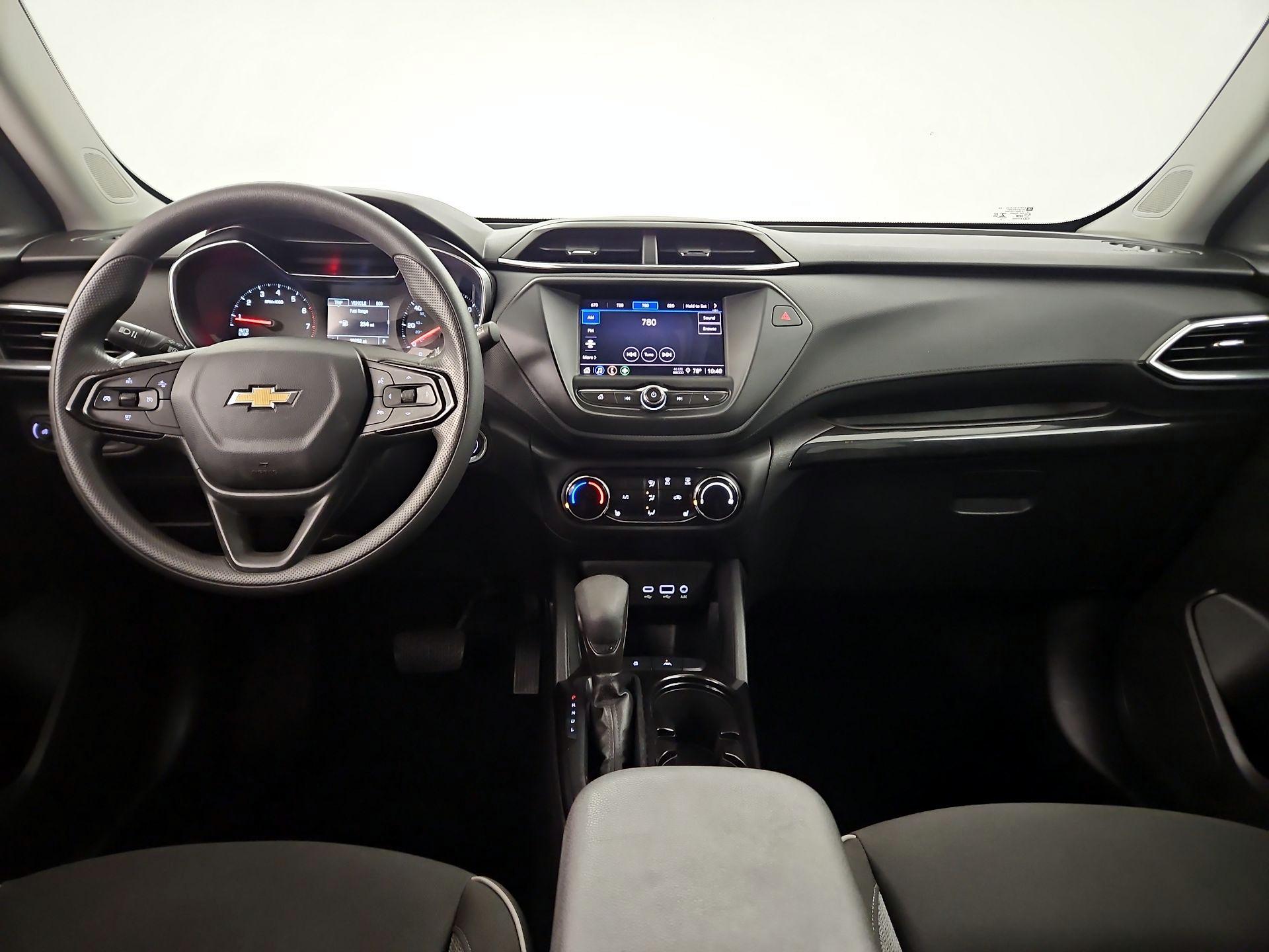 Thumbnail: 2023 Chevrolet TrailBlazer - 8