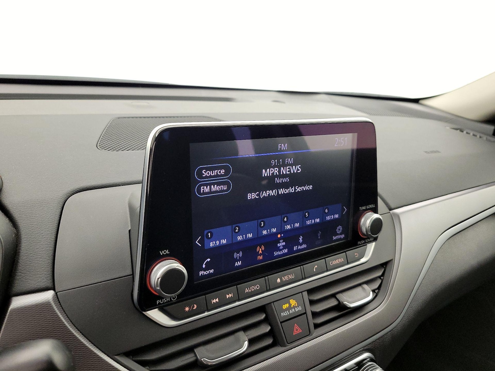 2023 Nissan Altima SR - Photo 16