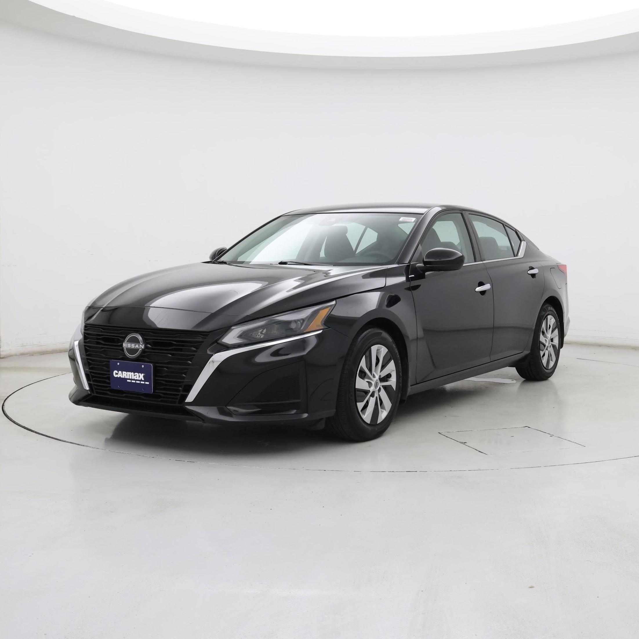 Thumbnail: 2023 Nissan Altima - 4