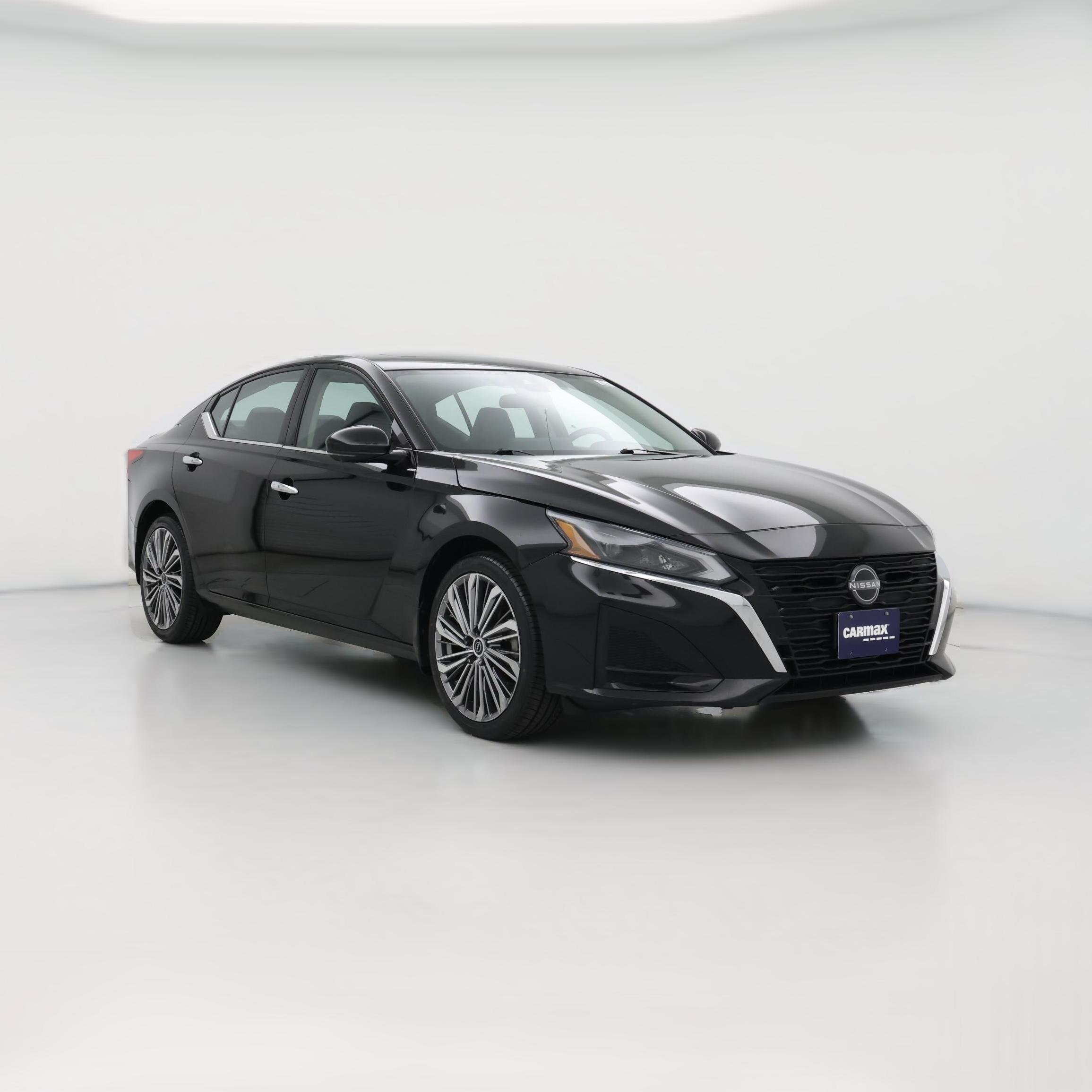 Thumbnail: 2023 Nissan Altima - 1