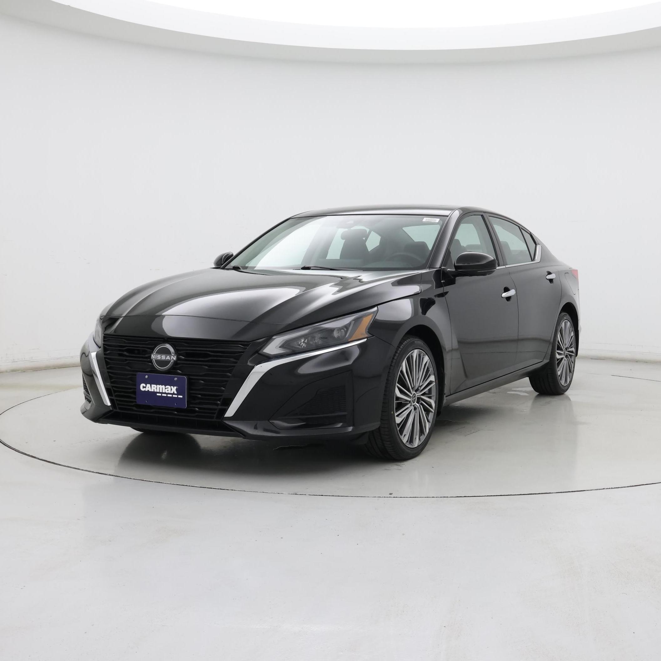 Thumbnail: 2023 Nissan Altima - 4