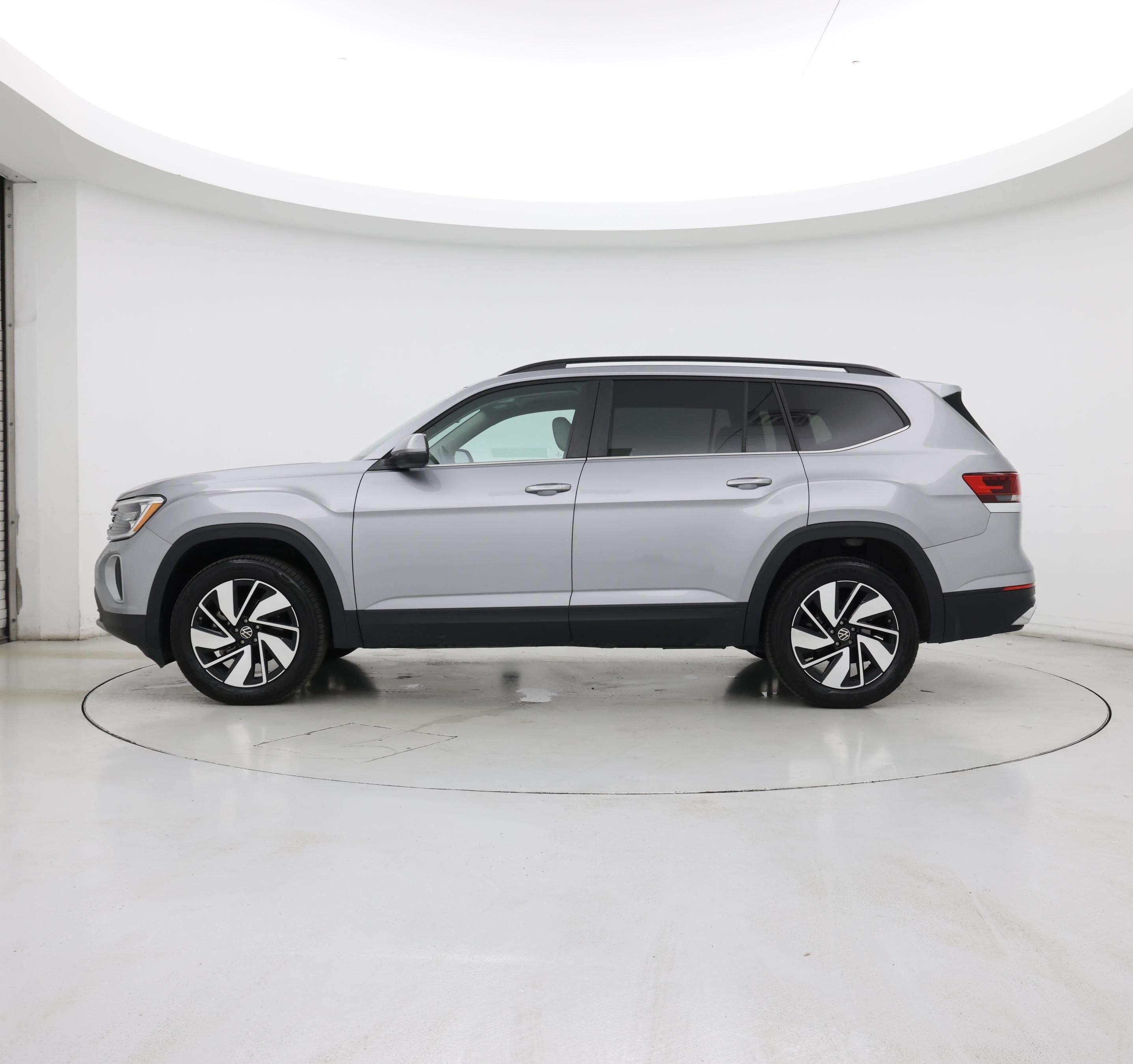 Thumbnail: 2025 Volkswagen Atlas - 3