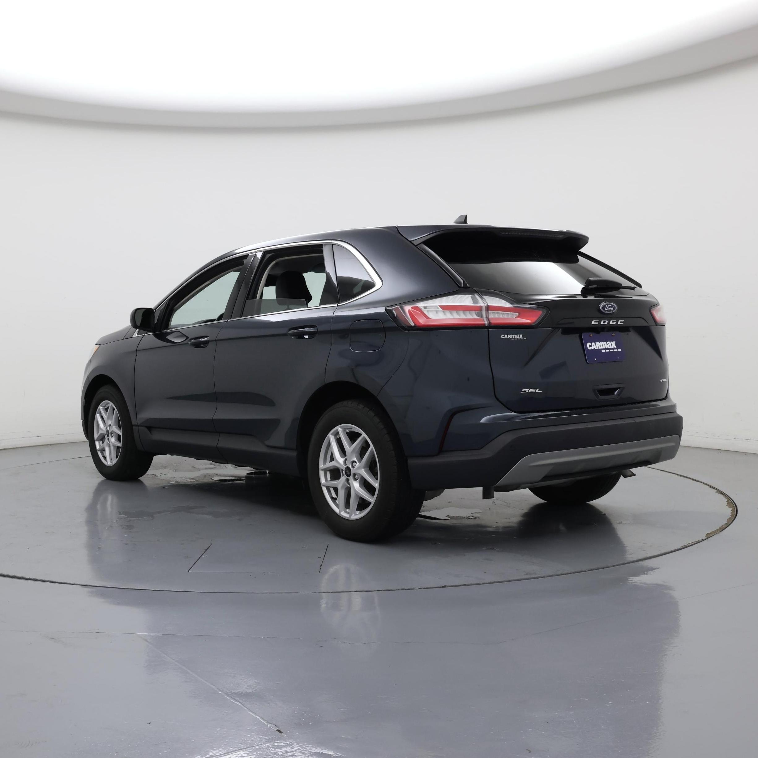 Thumbnail: 2023 Ford Edge - 2
