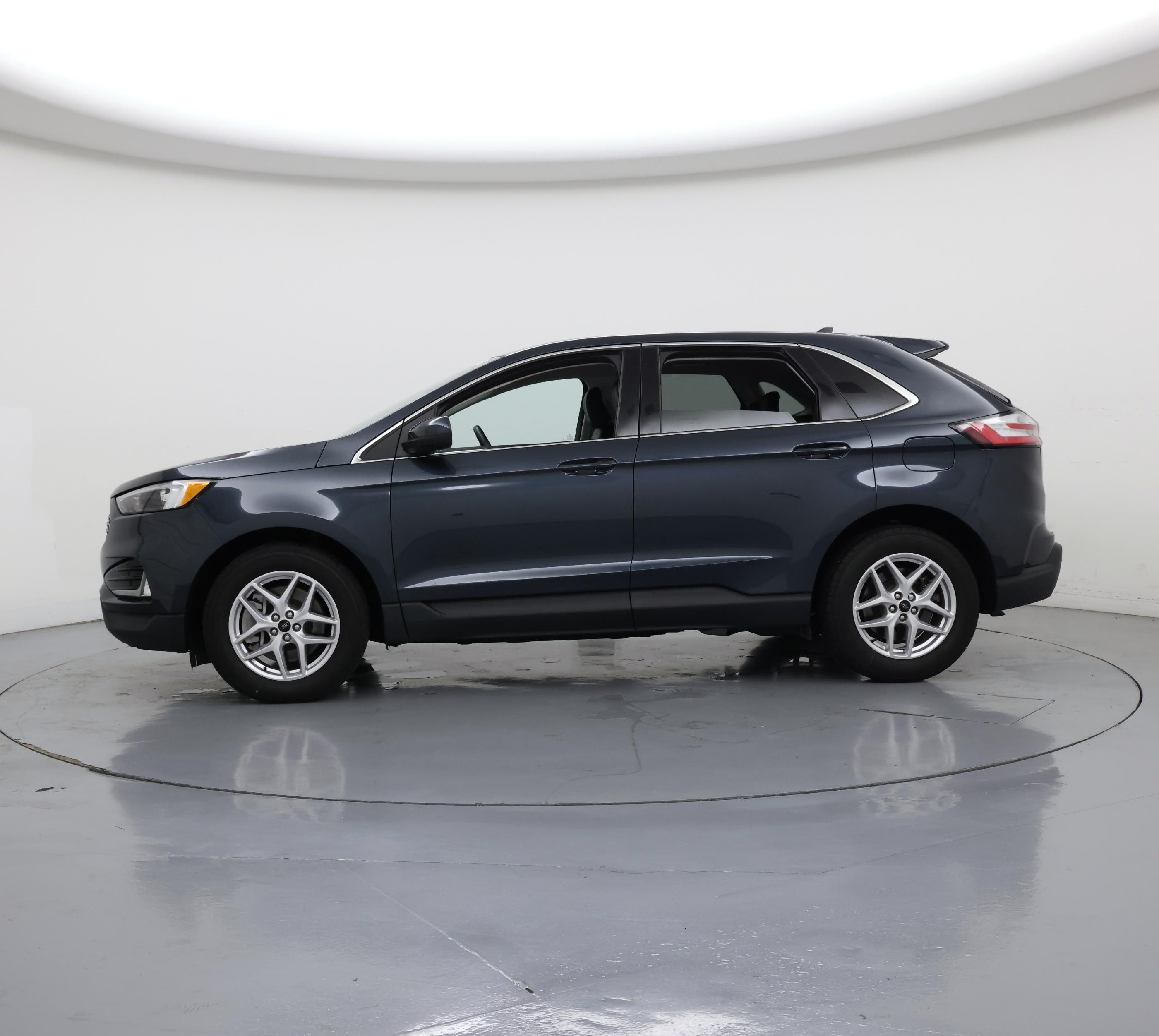 Thumbnail: 2023 Ford Edge - 3
