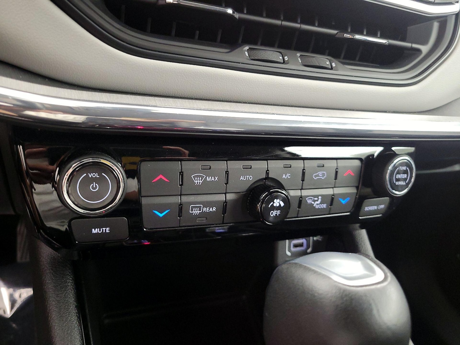 2022 Jeep Compass Limited - Photo 17